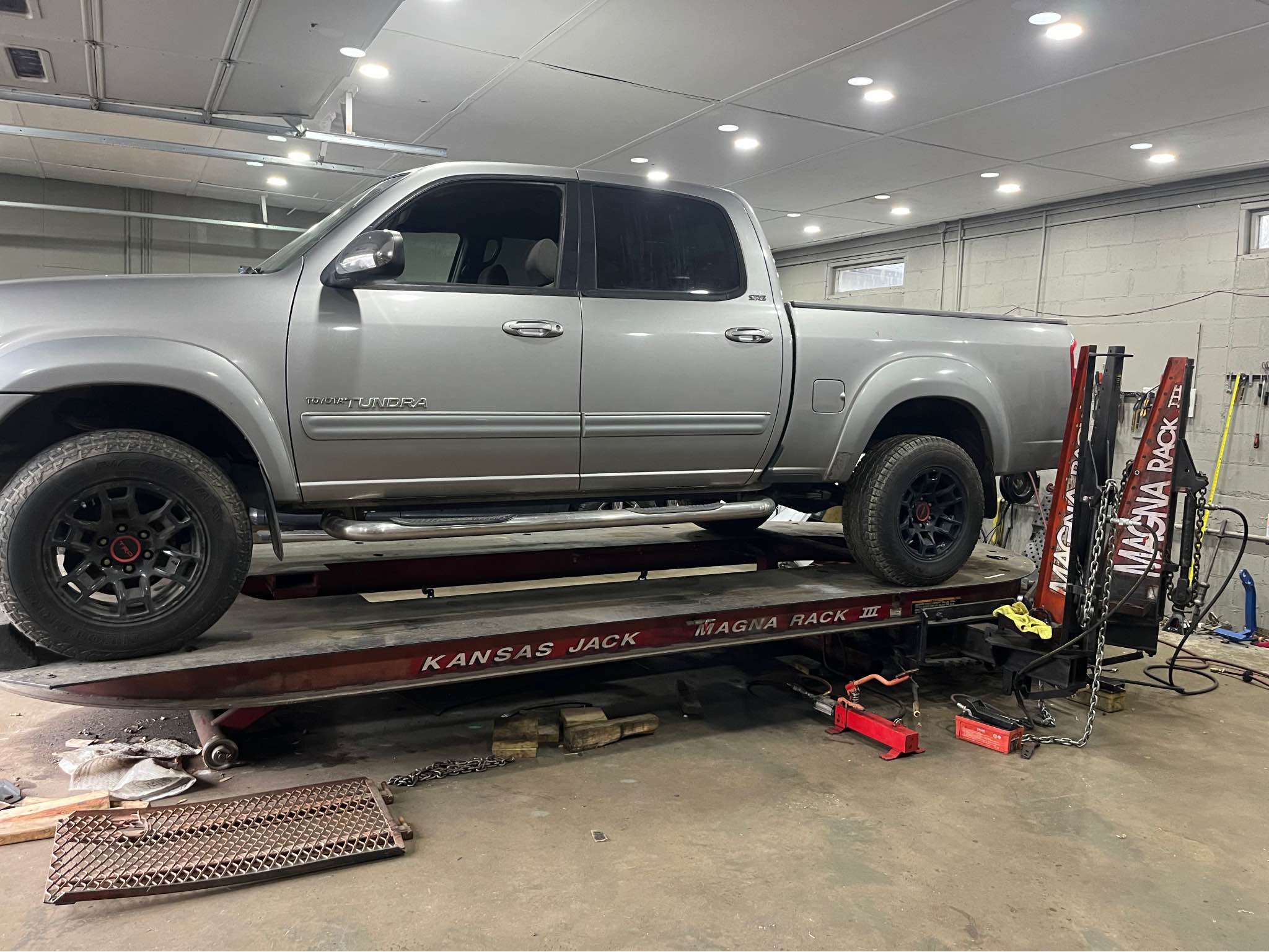 2010 Freim machine .Kansas, Jack Magna rack three - Commercial Vehicles ...