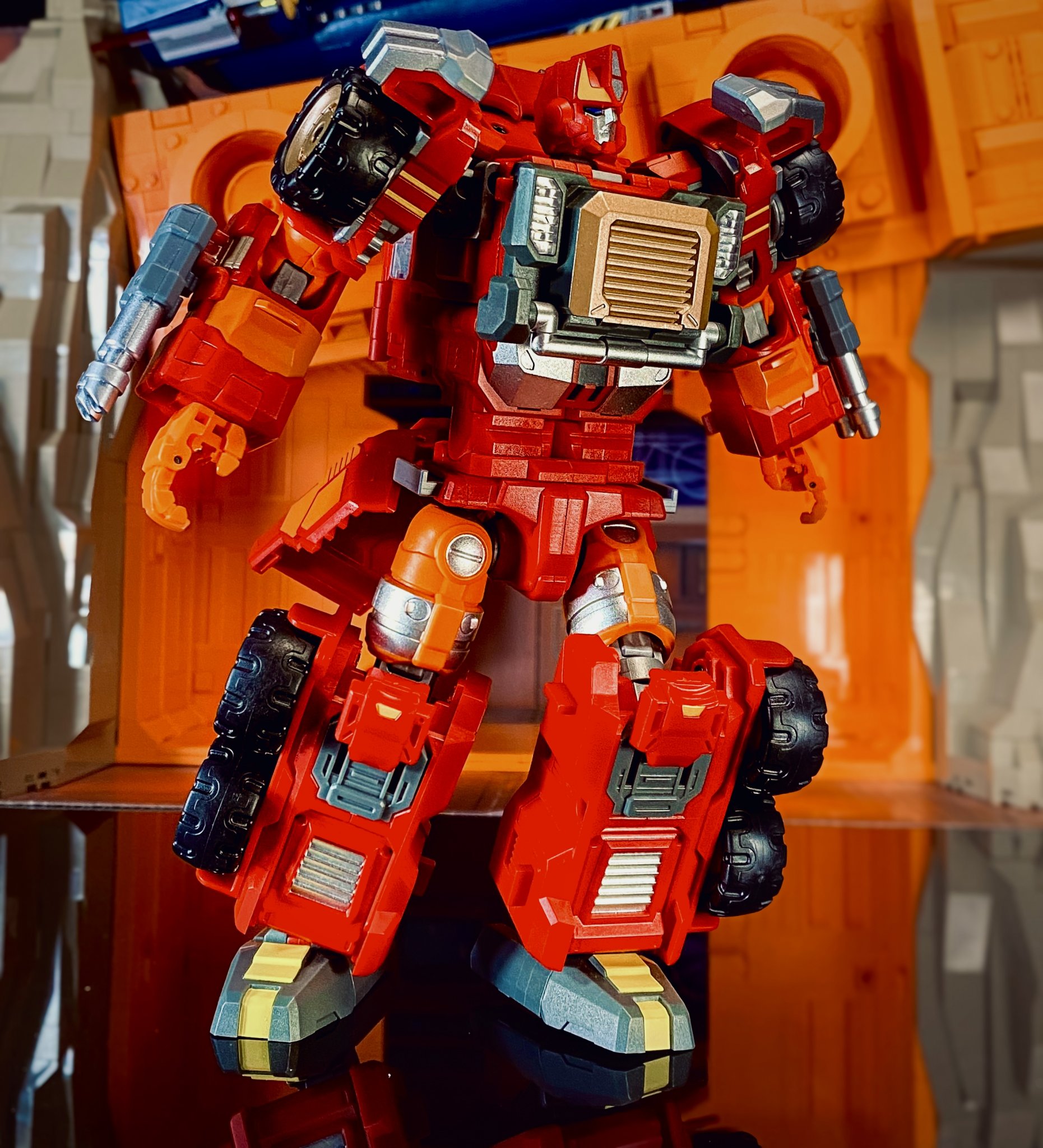 Fans hobby MB-15E Turbo Punk, via @Praxus_photography on IG