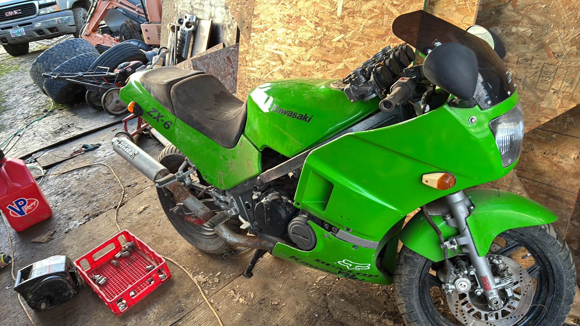Old project bike don't have time for it shot an offer have pink