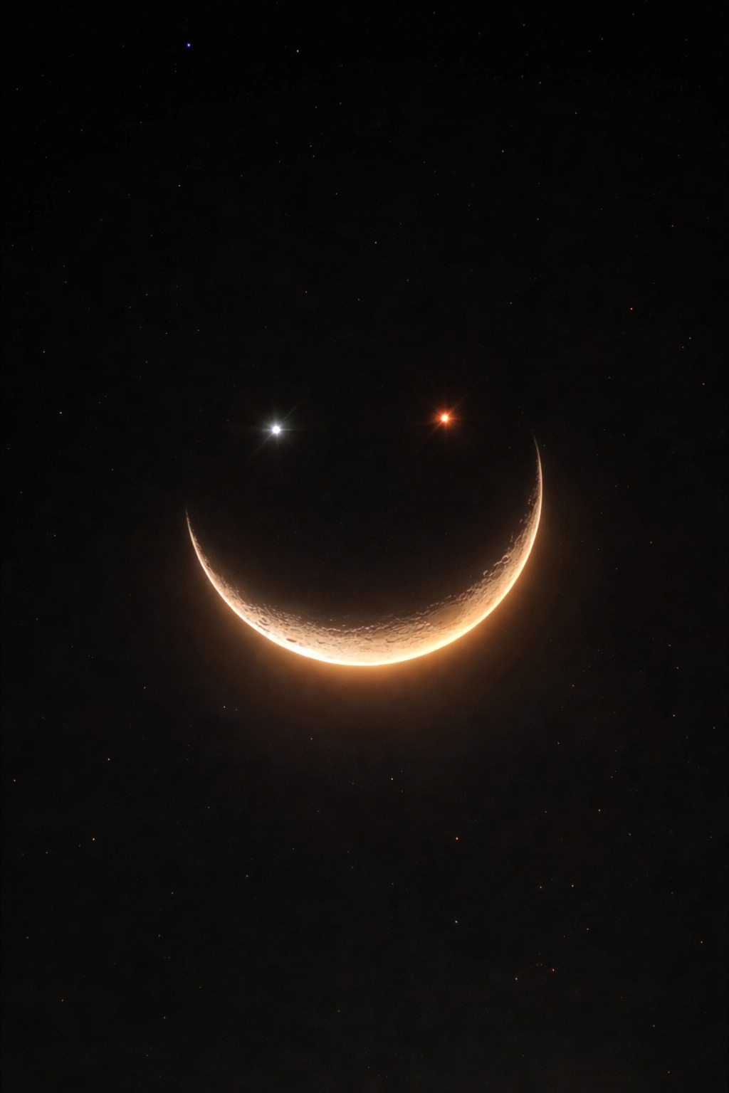 Sunrise - 🌌 Don’t Miss It! December 26, 2025 — A Cosmic “Smiley Face ...