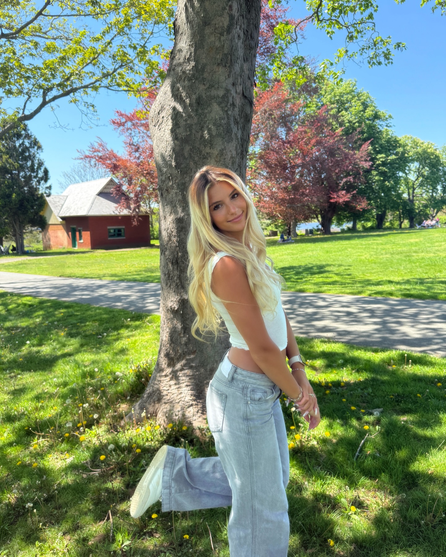ambie bambi☀️🦋🌻🪴🌱🧚🏼‍♀️⛲️💐🌾 Facebook