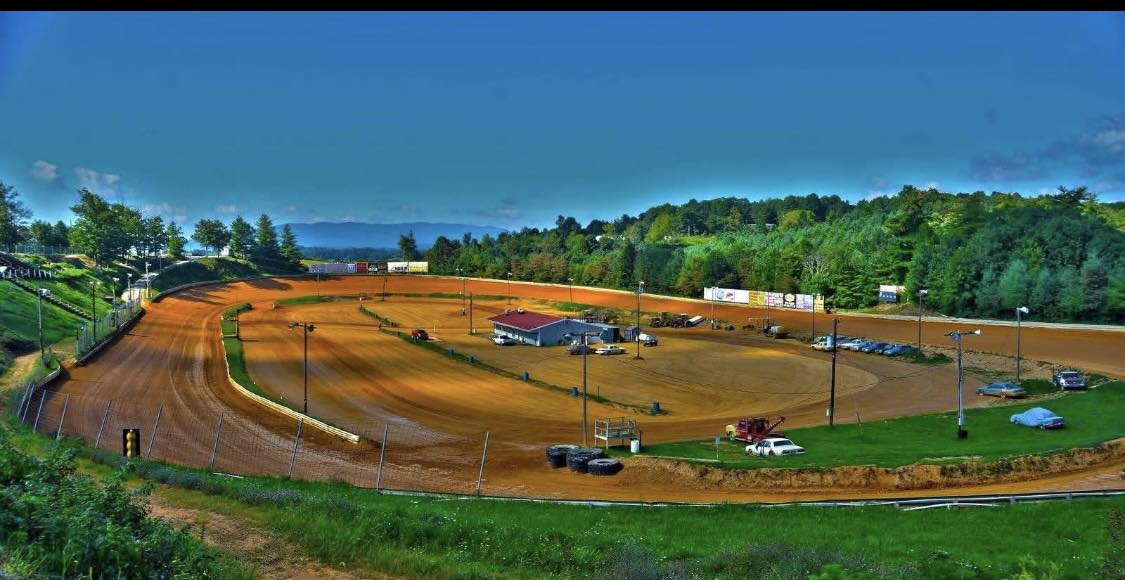 Local - *REMINDER* Wythe Raceway will be off tonight 🚫 -There next race ...