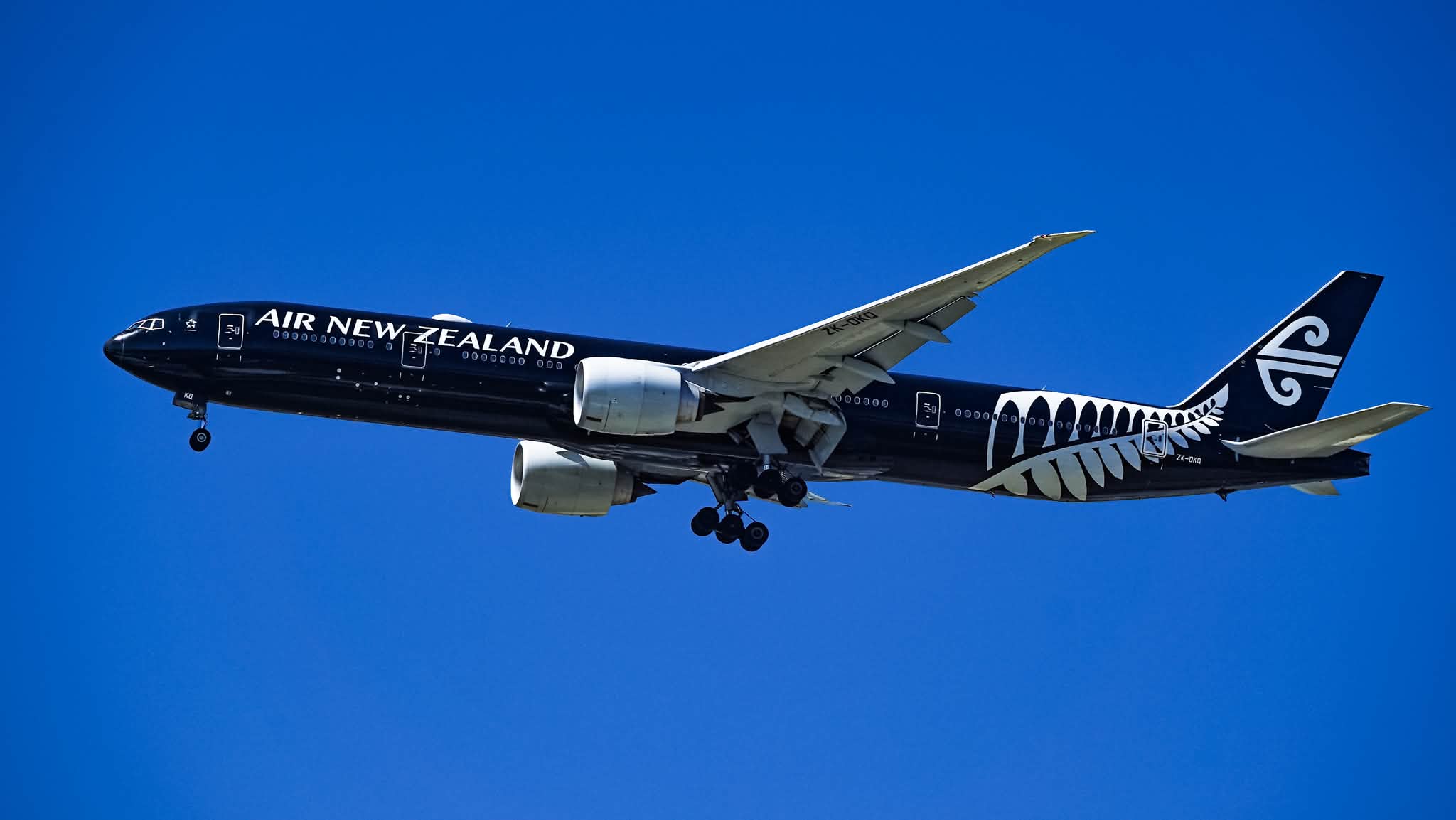 Air New Zealand Boeing 777-319/ER ZK-OKQ cn: 40689 Narita