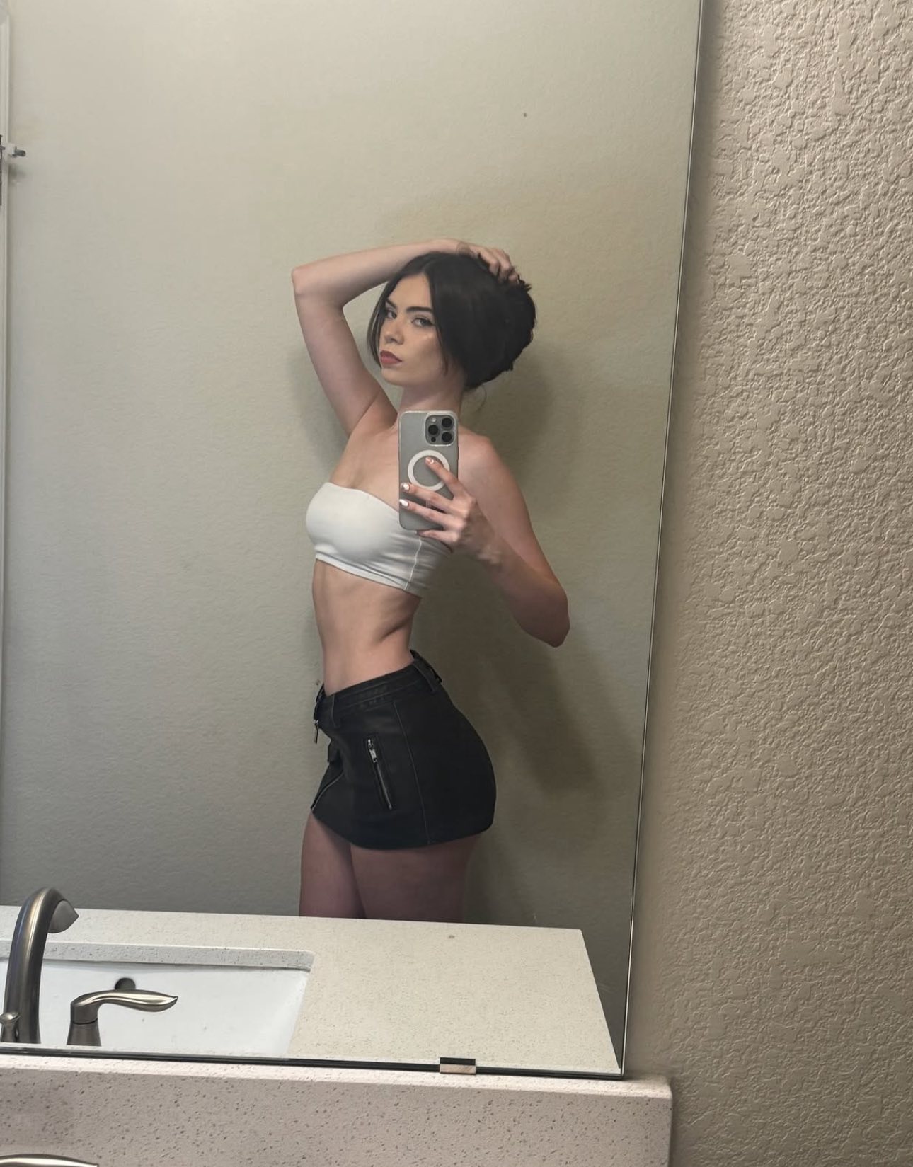 Jaydecrutledge mirror pics Facebook