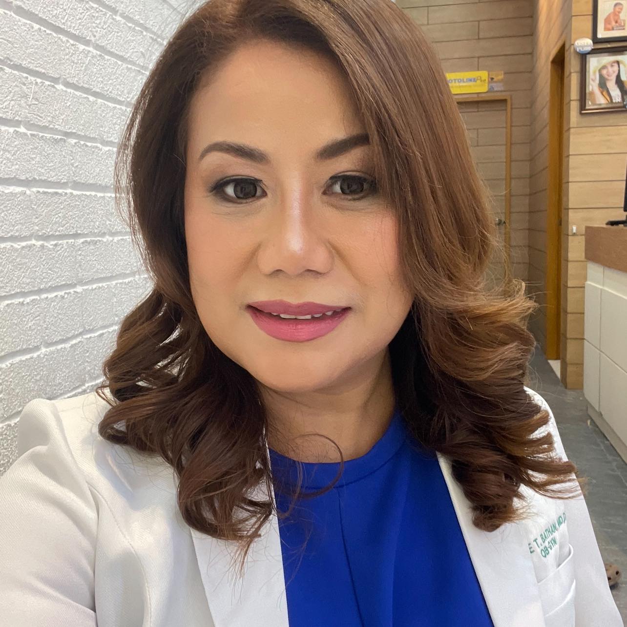Mag asawang nag Pacheck up . Nahilo ang kasama ng pasyente Tabaco City ...