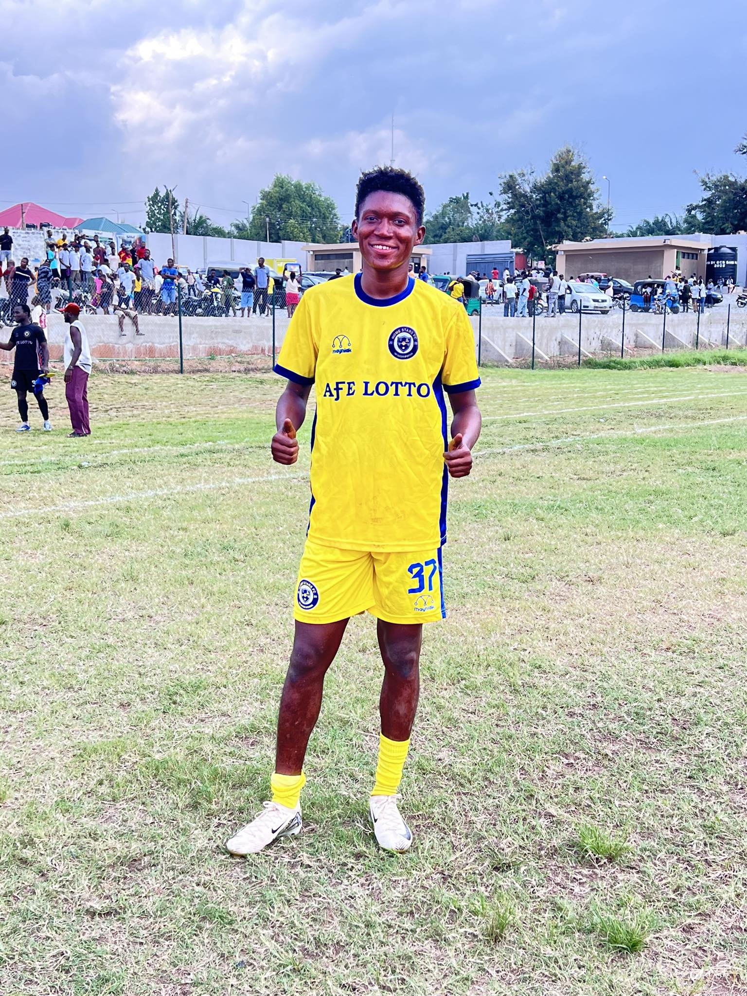 Ho - 🔵🟡🔵 | Yusif Sulley | Left Wing Forward At 18 years old, Yusif ...