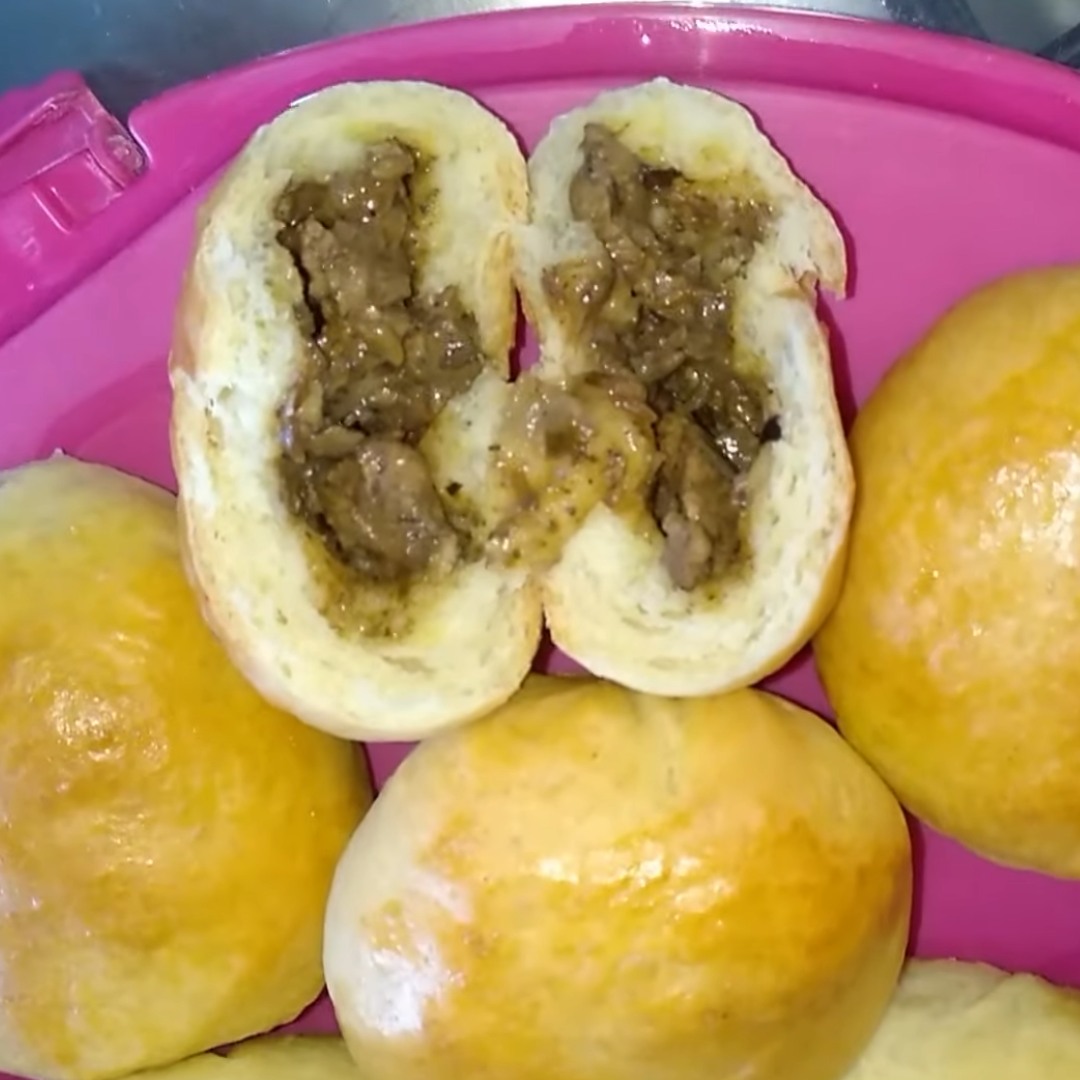 Soft, fluffy and juicy meat buns 😋