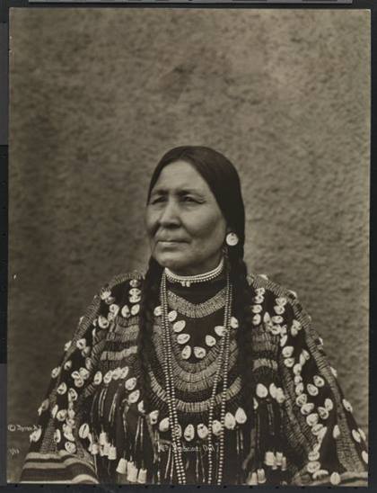 North - Mrs. Medicine Owl - Blackfeet (Pikuni) - 1913 https://www ...