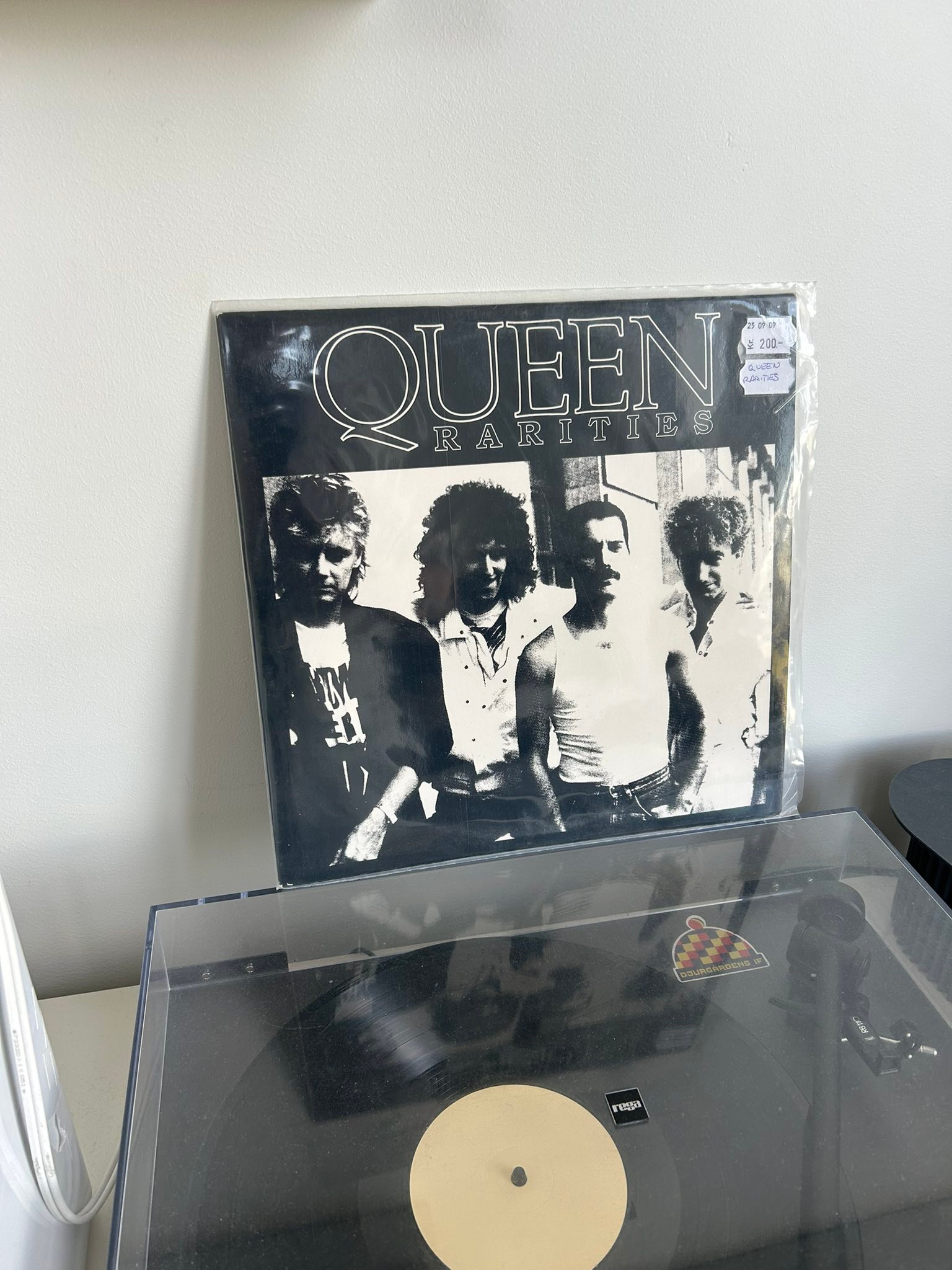 Queen - Rareties (released 1993) A new Queen bootleg for the 