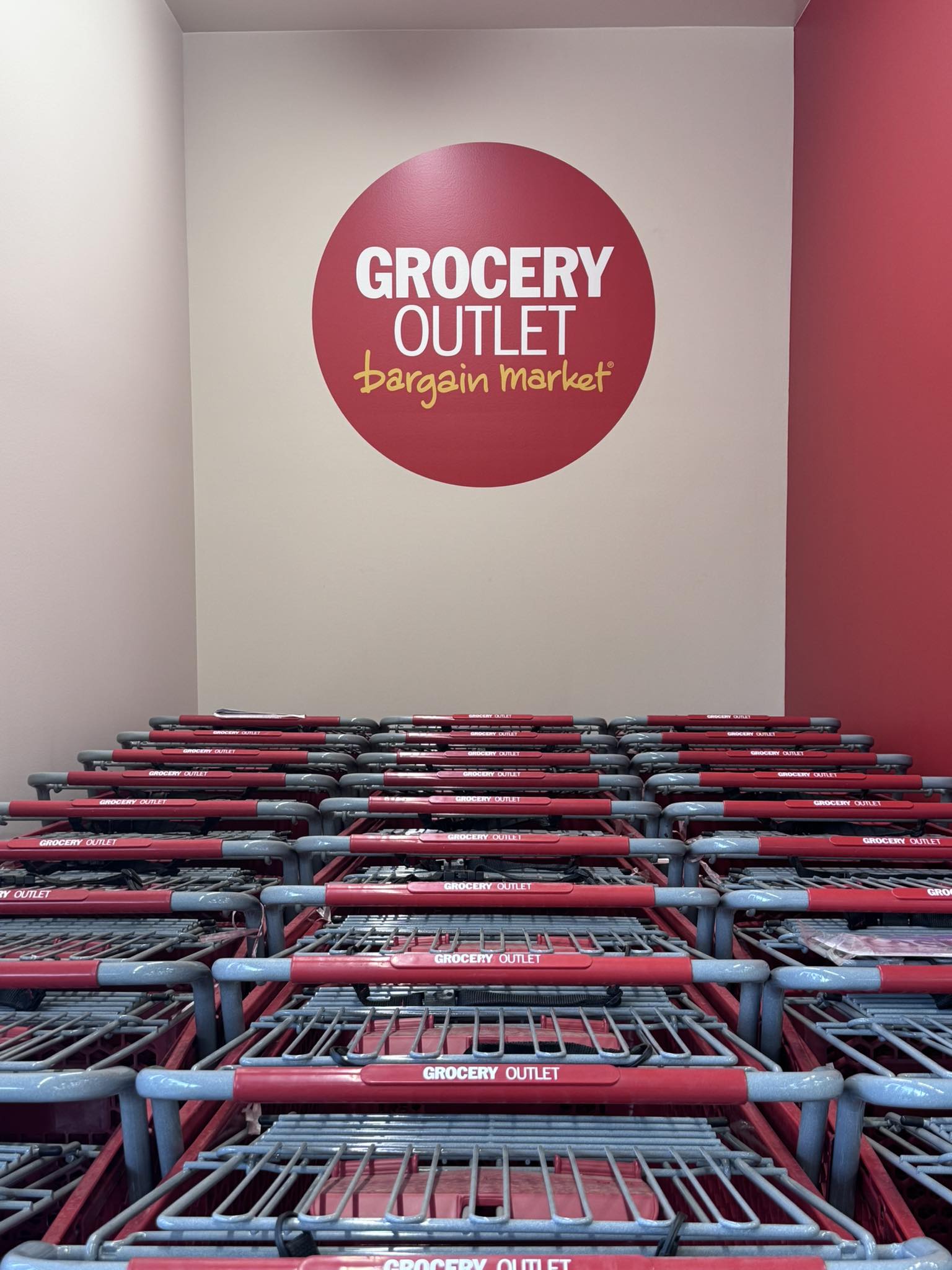 TONIGHT the Mountlake... - Mountlake Terrace Grocery Outlet | Facebook