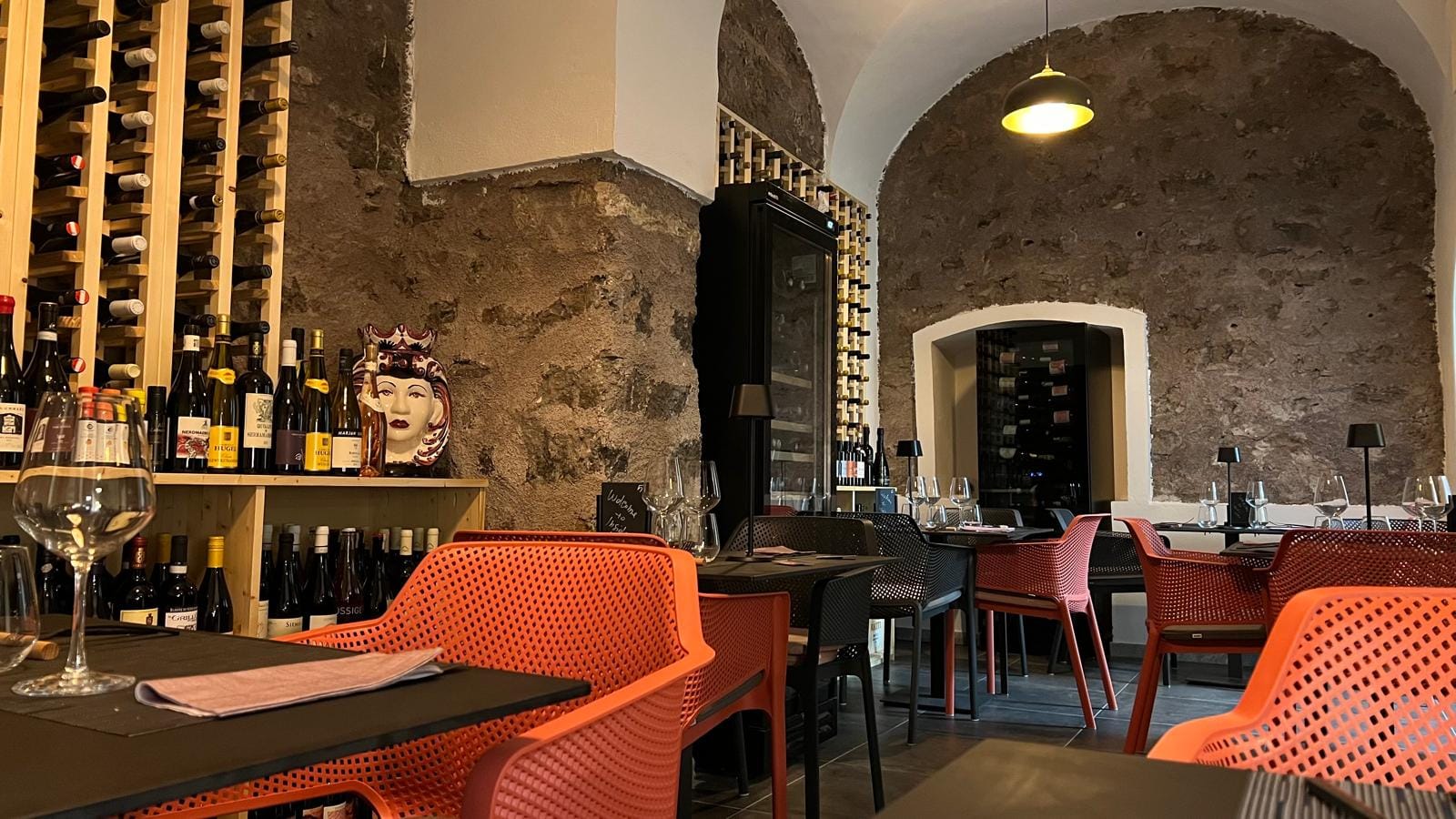 Inside Wine - Art Wine Bar | Catania