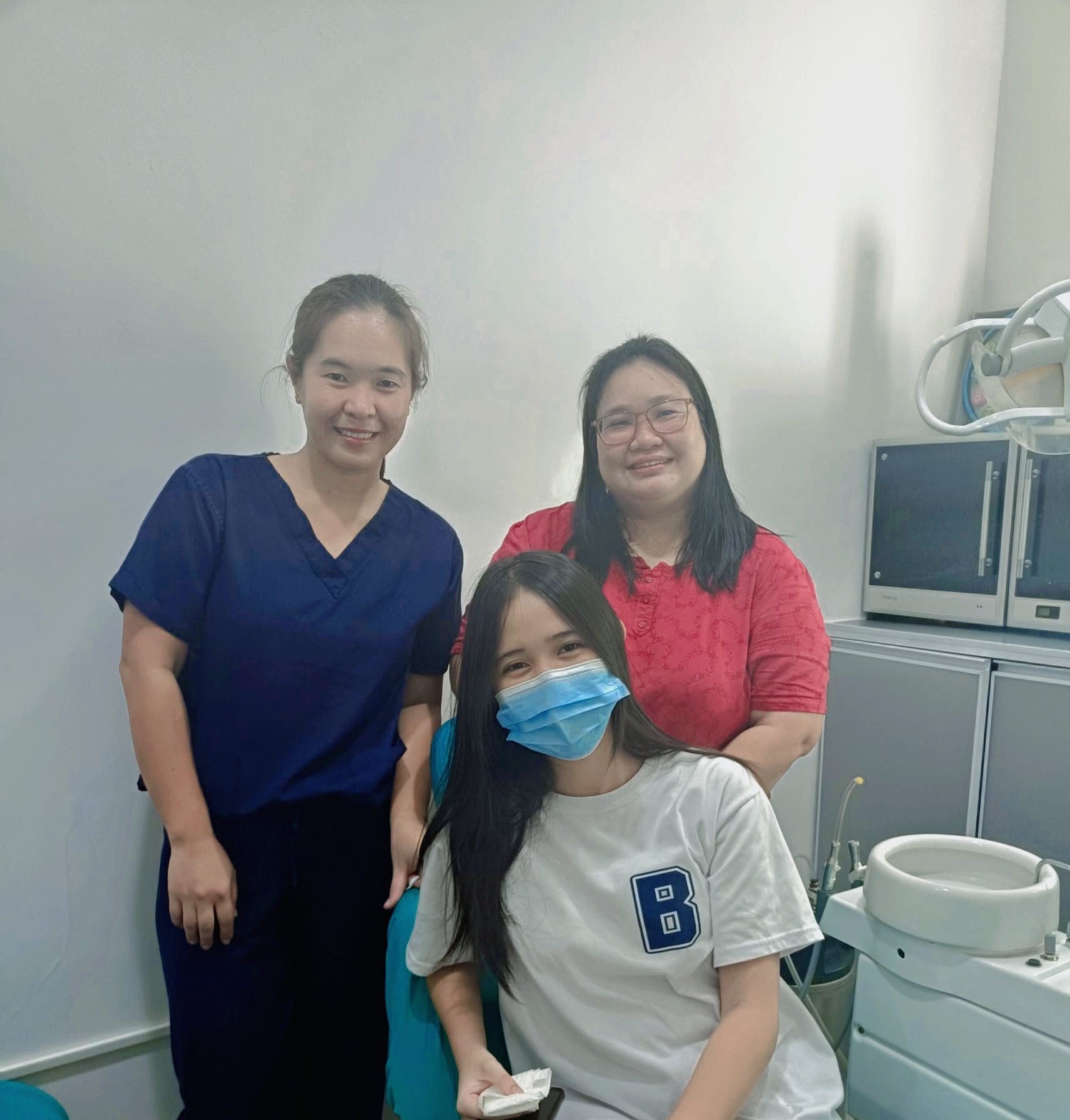 Tchi - 🦷 Successful Tooth Extraction Alert! 🦷 We are thrilled to share ...
