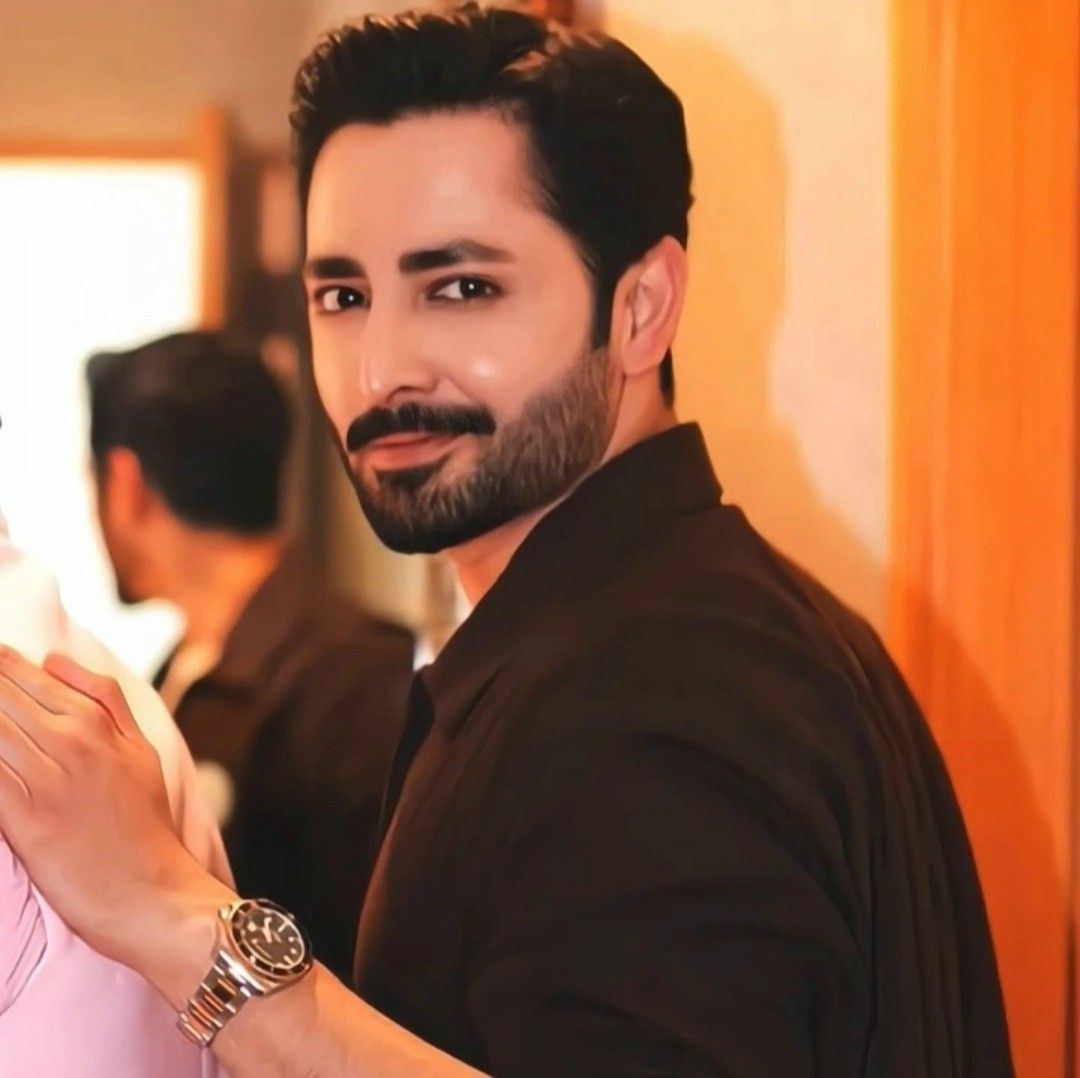 Judwaa | Episode 01 | [ English Subtitle ] Aina Asif | Zara and Sara ...