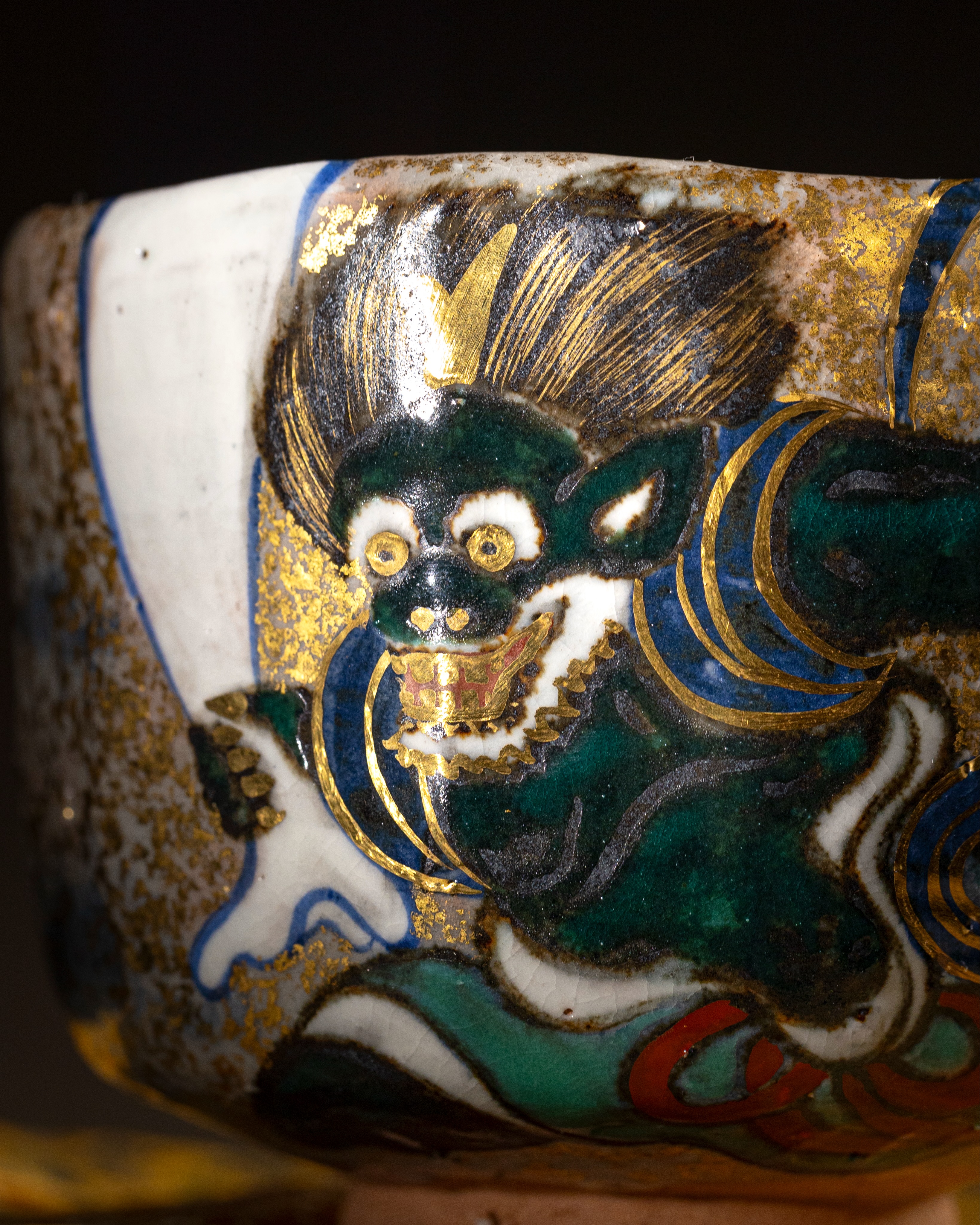 乾山写風神雷神茶碗」的故事， 要從江戶時代名工尾形乾山說起。 身為