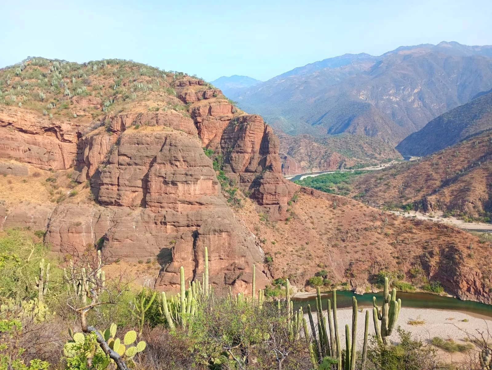 Ecoturismo Quio - 📌 Un amanecer en * QUIO ,* 1 de enero... | Facebook