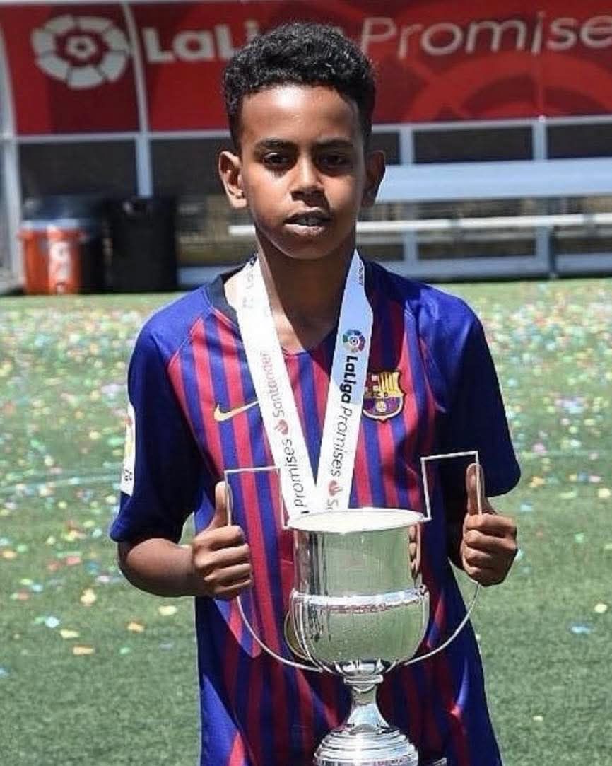 FC Barcelona Lamine Yamal メダル  Barcelona's Lamine Yamal scores 301 goals in 151 matches