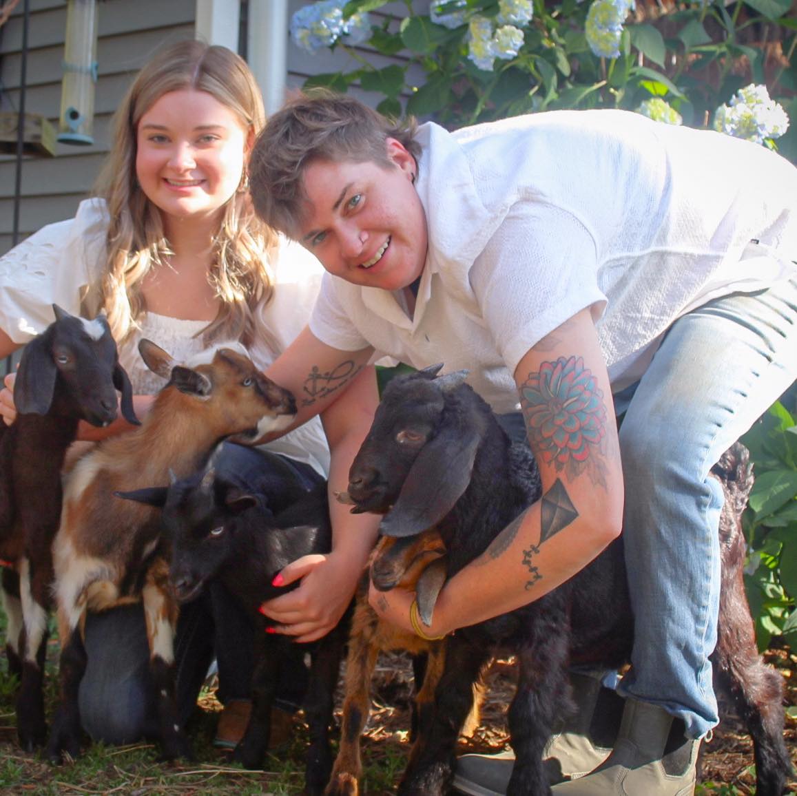 🌿🐐 GRAZING... - Grateful Grazing Crew- Goats for Rent | Facebook