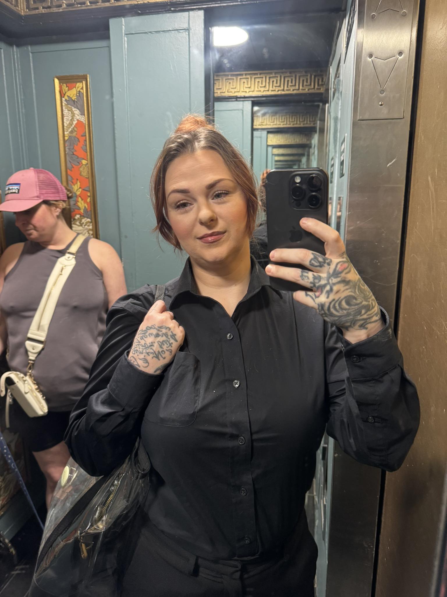 Ash Elaine - Off to a long night 💰 | Facebook