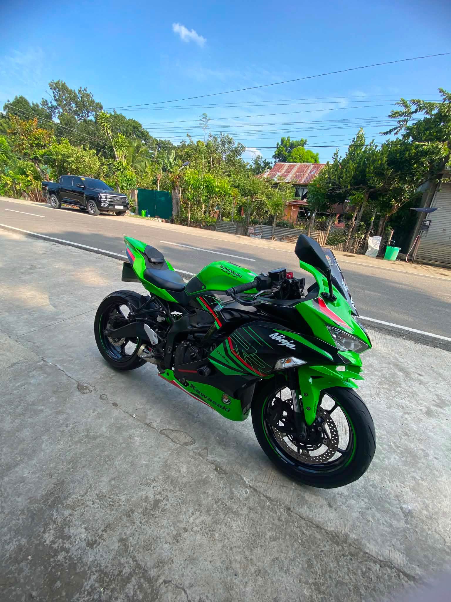 2022 Kawasaki ZX25R 22k+ odo only Updated rehistro Clean