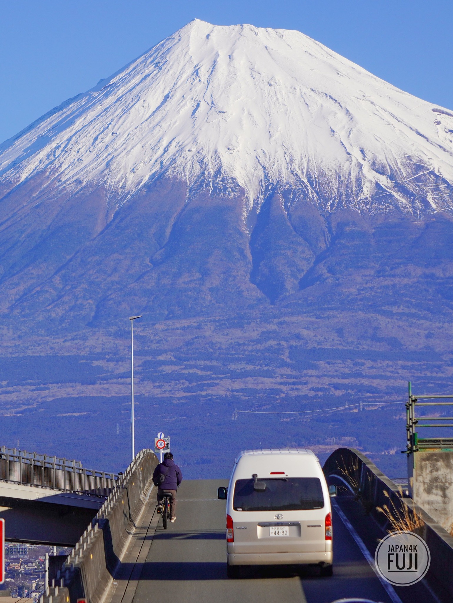おはよう富士山!☺ 富士山へ続く道 • The Road to Mt.Fuji 🚗 #fuji