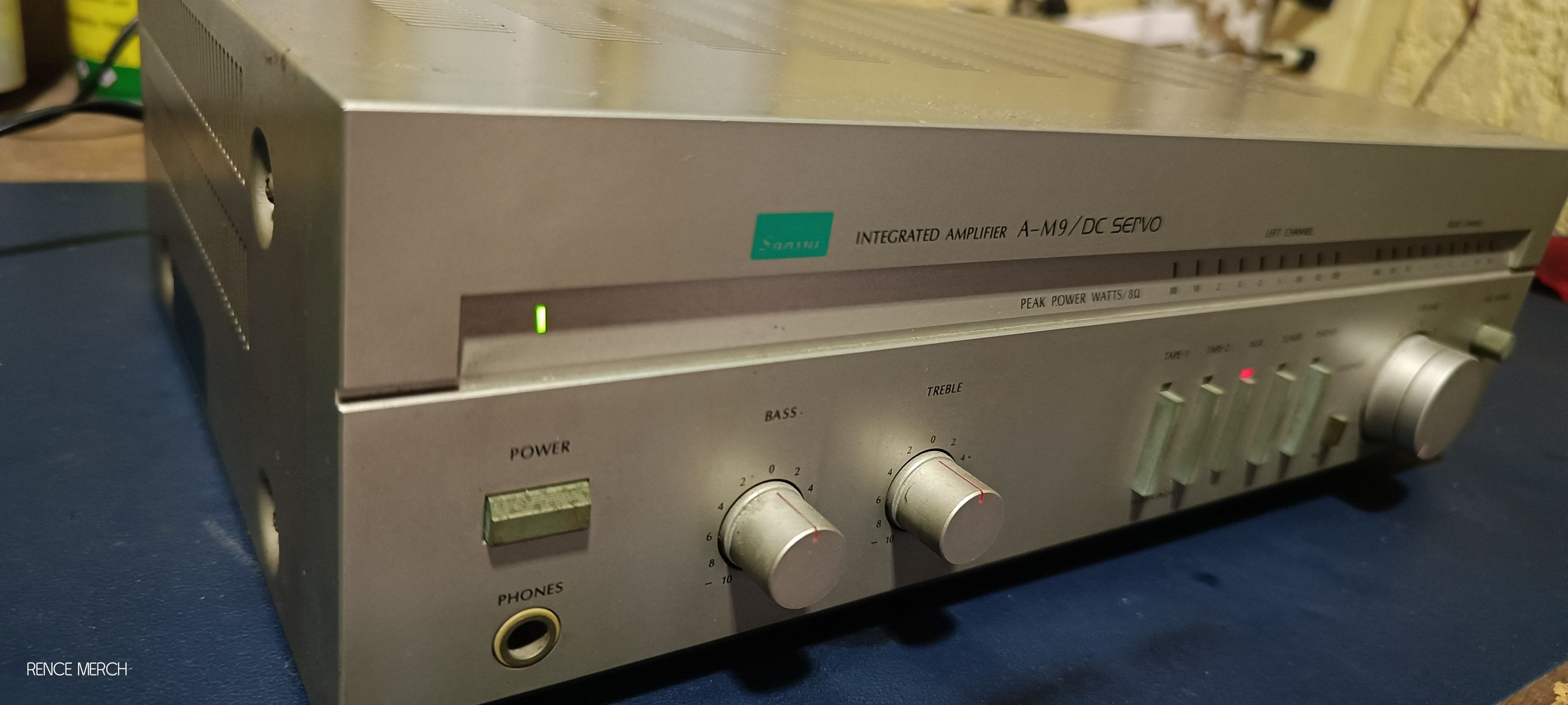 SANSUI JAPAN A-M9 / DC SERVO INTEGRATED AMPLIFIER HEAVY 230watts