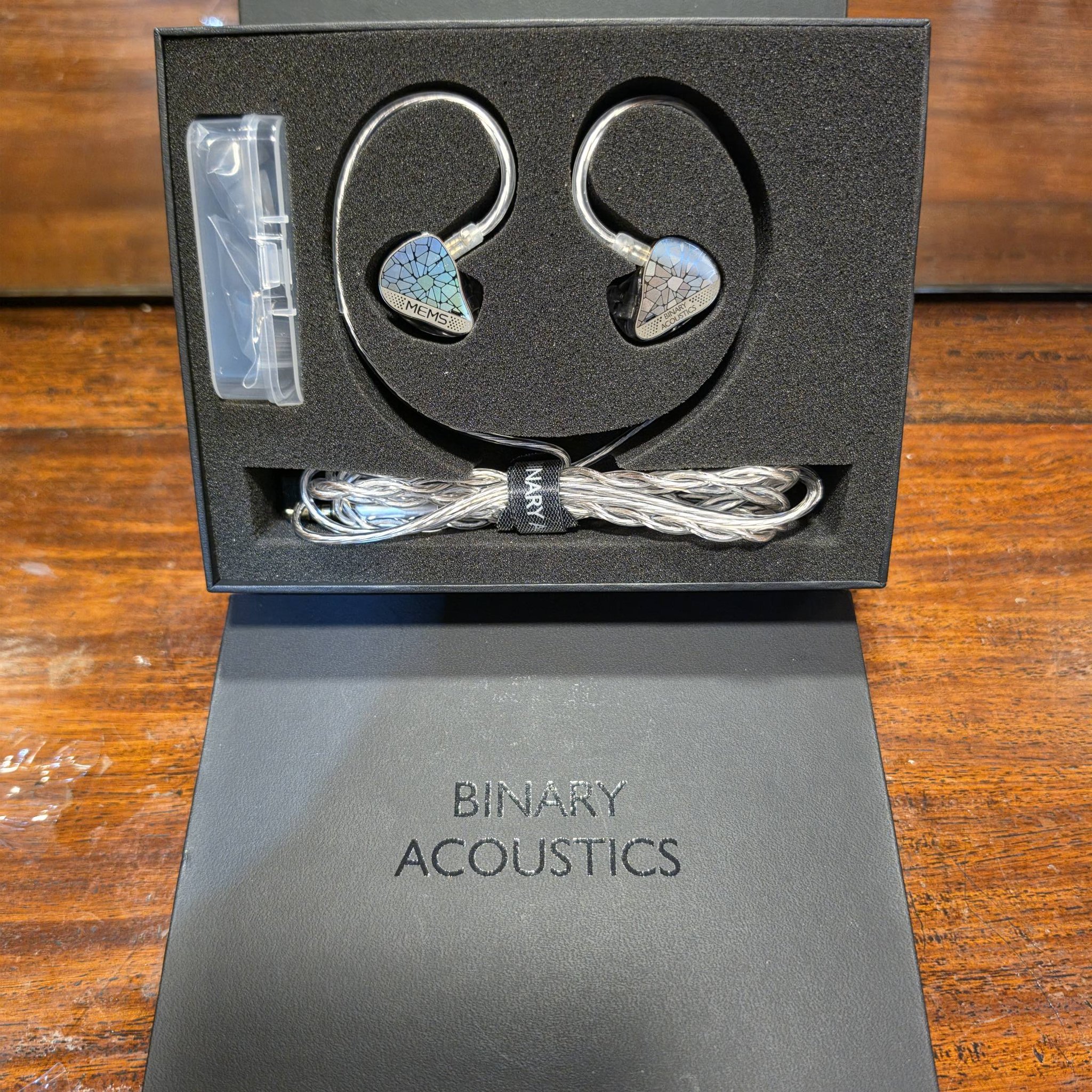 Binary Acoustics EP321 with MEMS drivers unboxing