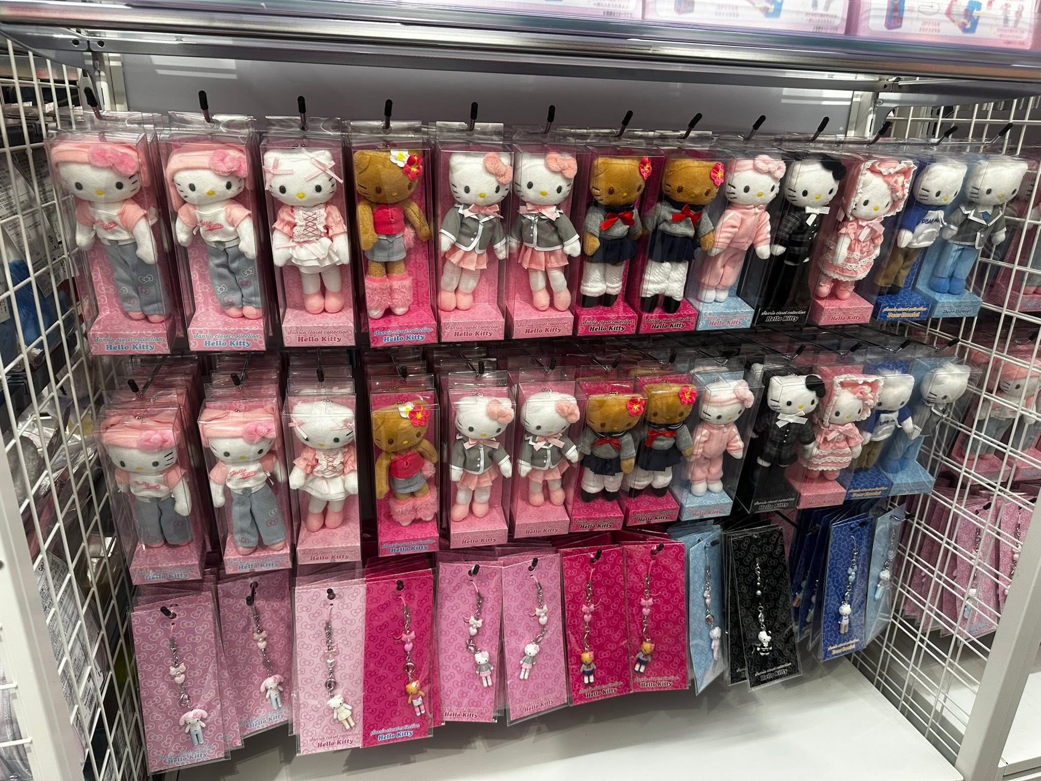 Still Open for orders‼️ ?Hello Kitty Closet Collection? 1250 