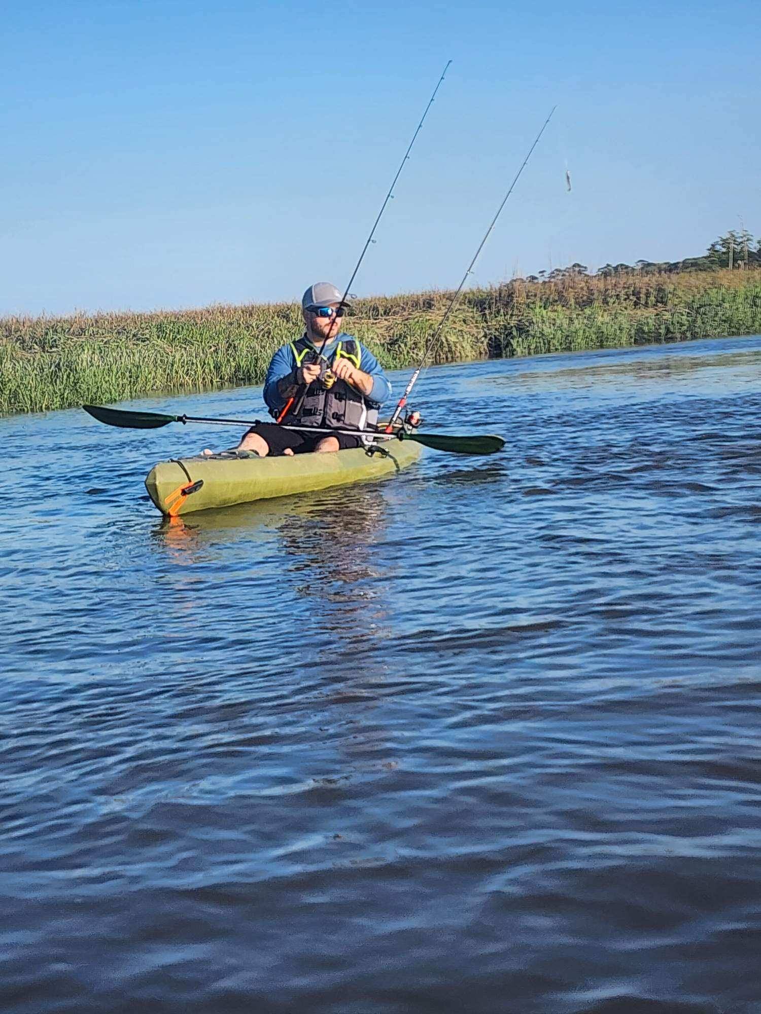best beginner kayak with fishing pole Reel Yaks Rapido Modular Kayak, Prop Drive 10.8ft, 440lb Capacity Rocket 13.8ft tandem modular kayak with propeller drive  solo or tandem How To Set Up Your