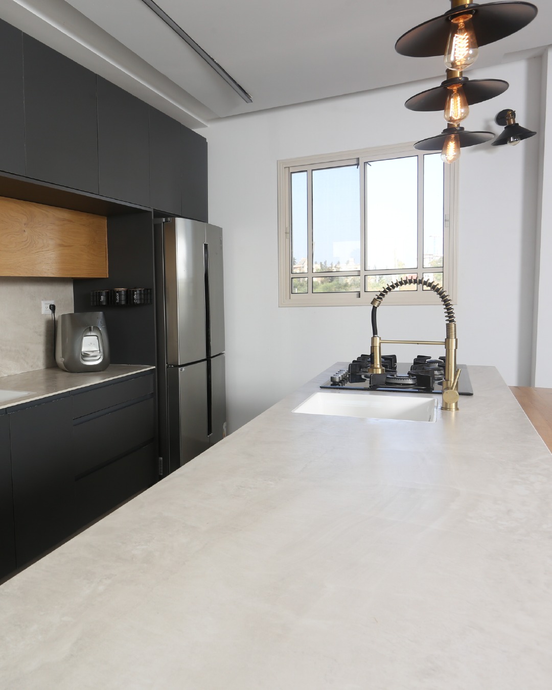 Barstone - שיש למטבח - המטבח הזה הפך למקום שבו הרגעים הכי יפים קורים ...