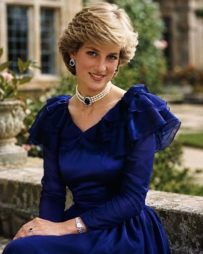 diana princess of wales blue dress in royal at Royal Albert Hall Size:24W princess diana long hair fabric:tencel™ 18 Of Princess Diana's
