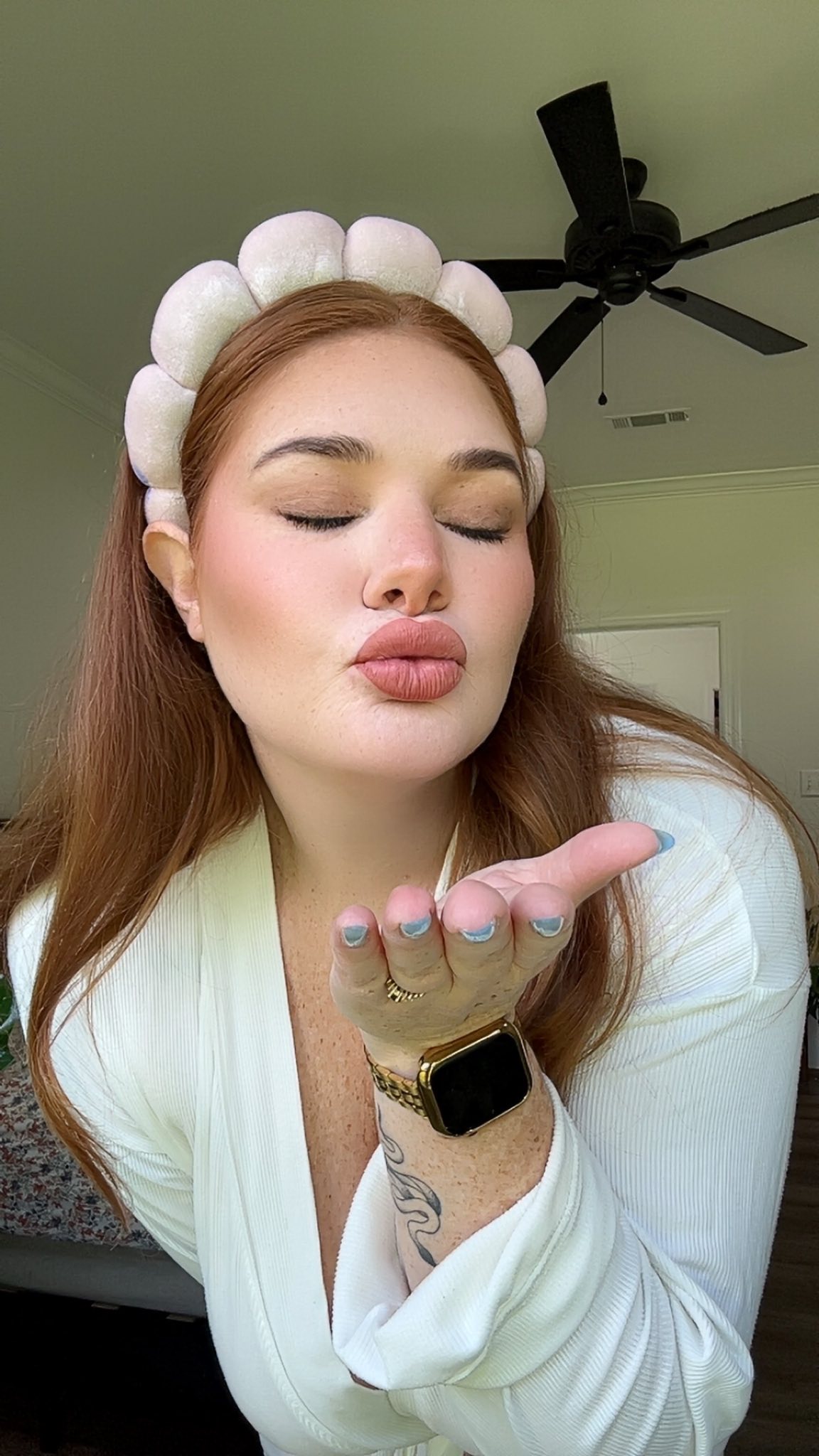 Abella Grace Abella Grace added a new photo.