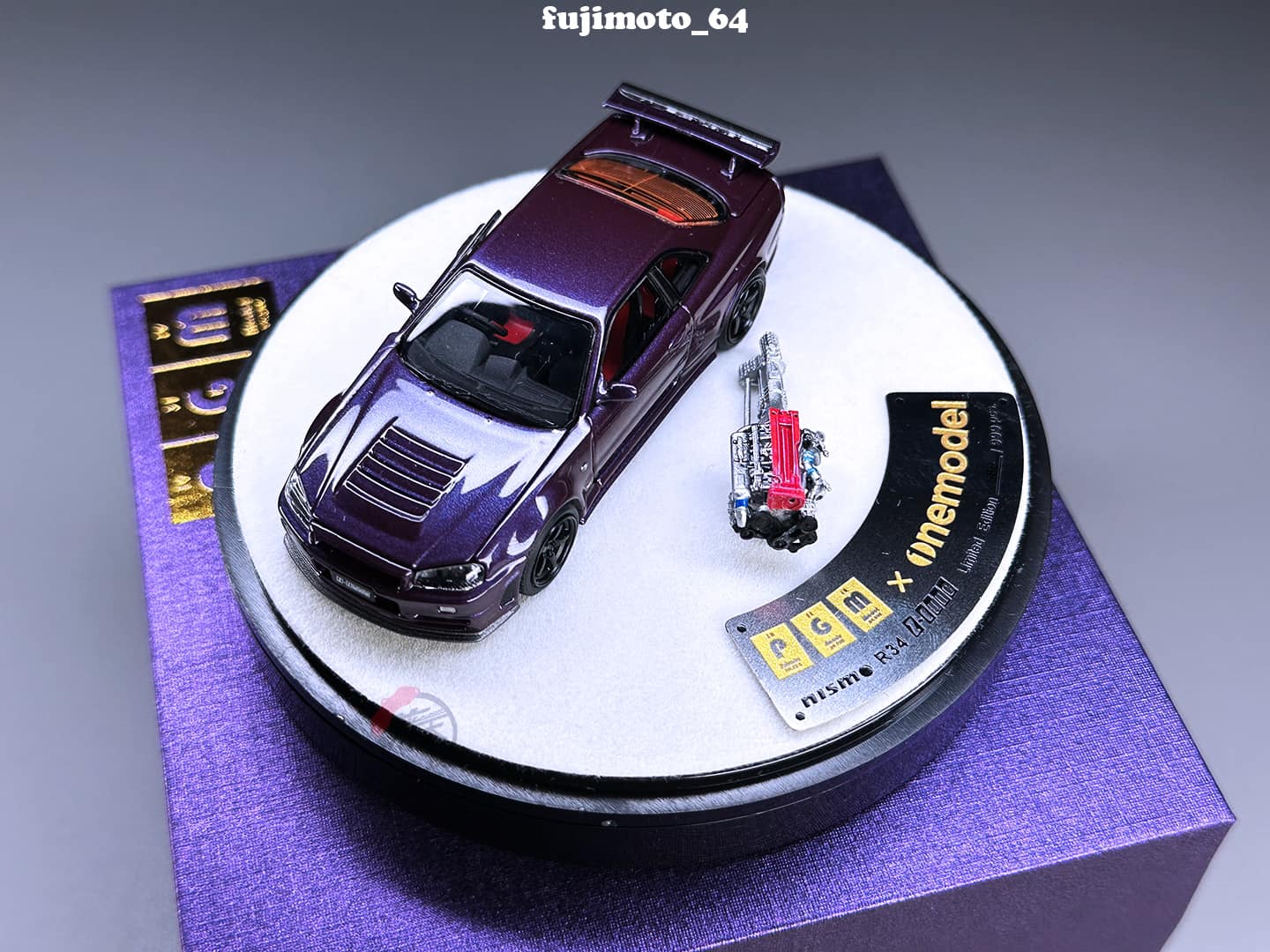 Nissan Skyline GT-R R34 NISMO Z-Tune - Édition Magic Purple - Modèle Fuji 1:64 - Neuf