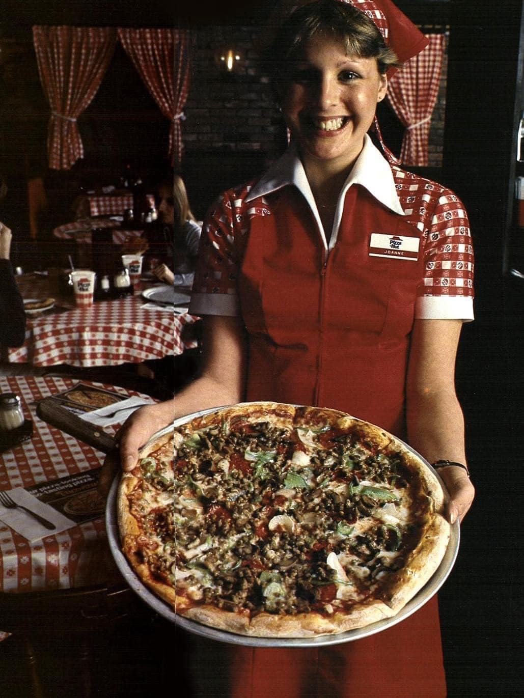 Pizza Pete, the original face of the Pizza Hut brand! He was