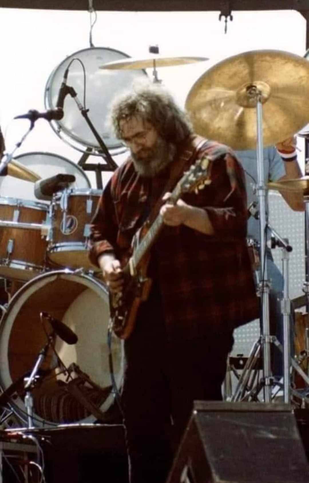 From Gregory Blair outta mr.fink.com and OxideFlake.com In June of