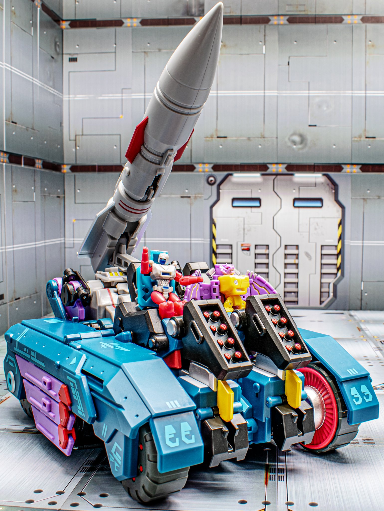 スター・トリロジー・コレクション 01 Mastermind Creations R51 Proditor Nimbus, via lordcryotek of TFW2005