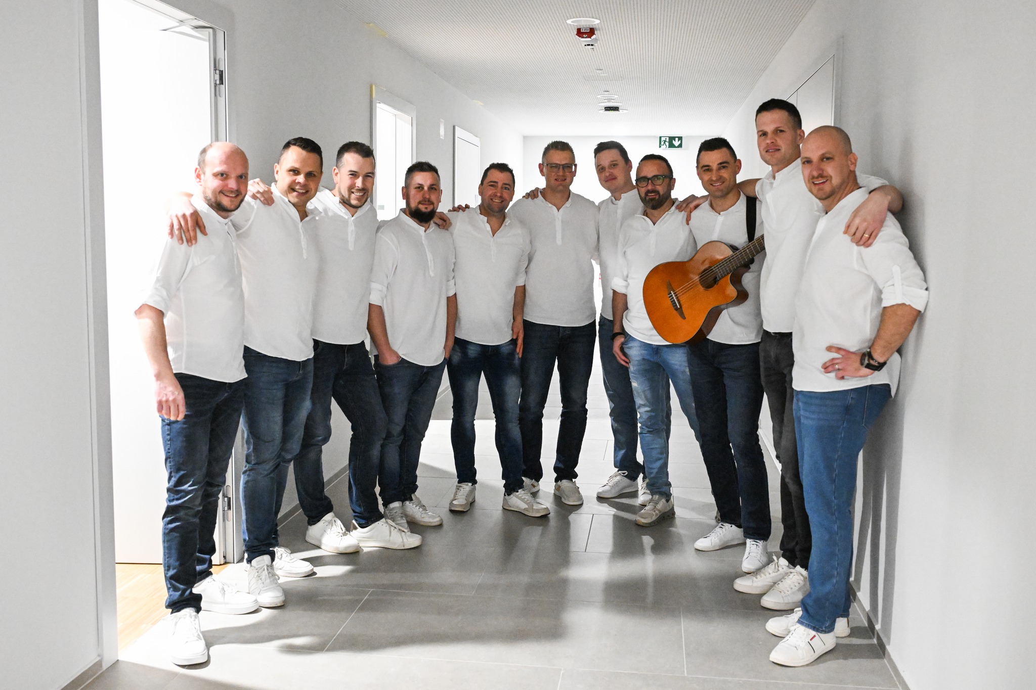 Klapa Rajta - Zadovoljni pregledujemo foto utrinke... | Facebook