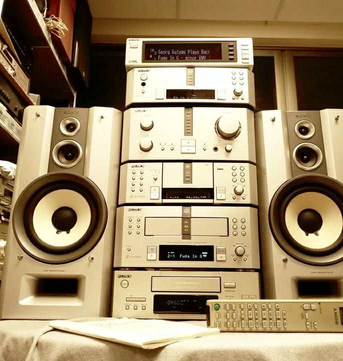 Price: $700 Sony DHC-MD717 Mini Hi-Fi System Made in Japan 100V