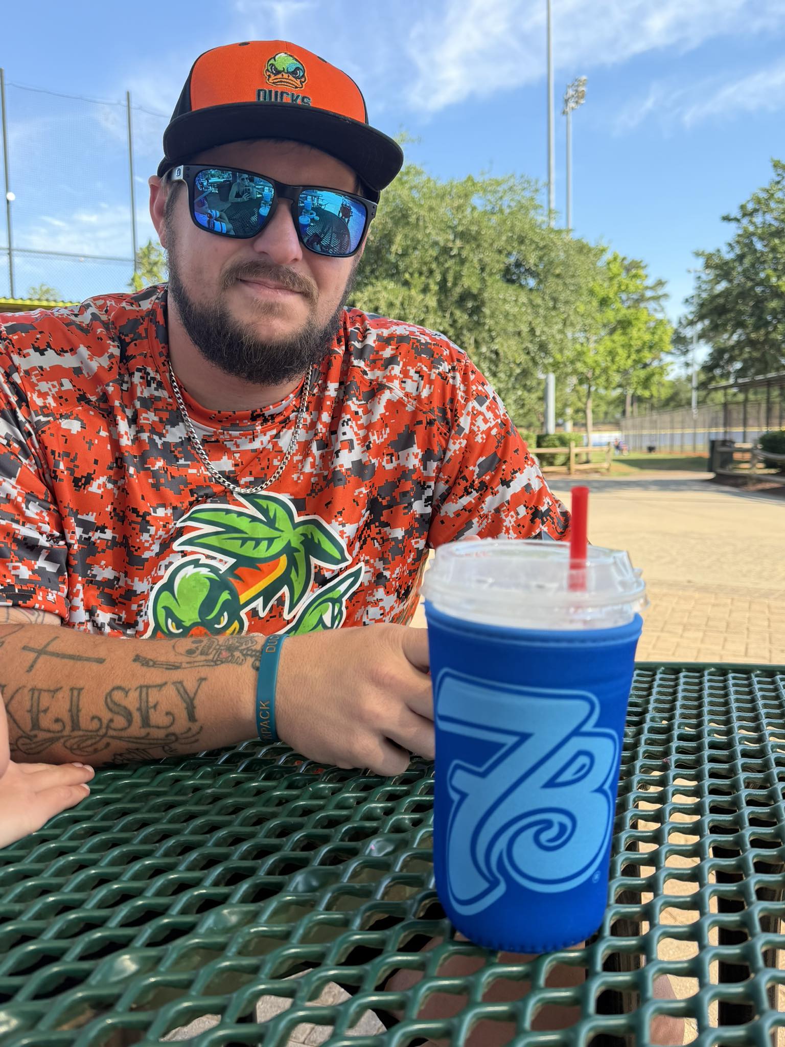 Dads, go to 7Brew today to get this free blue koozie w/the