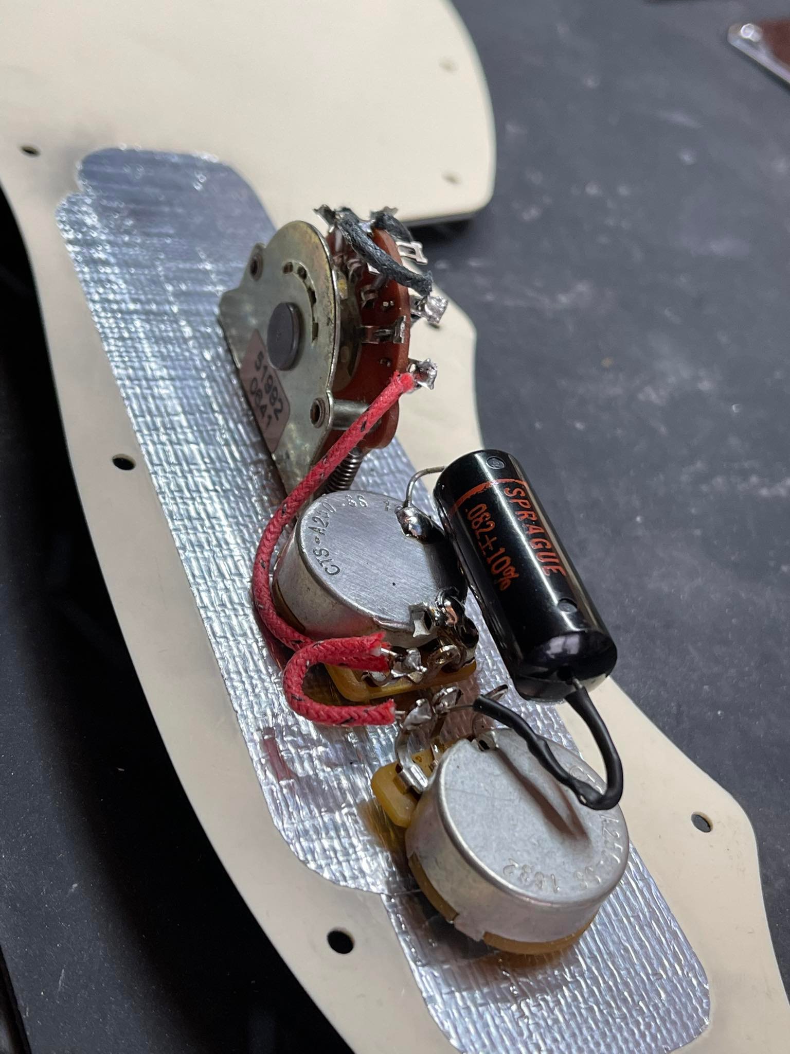 Fender '69 Thinline Mexico modifications