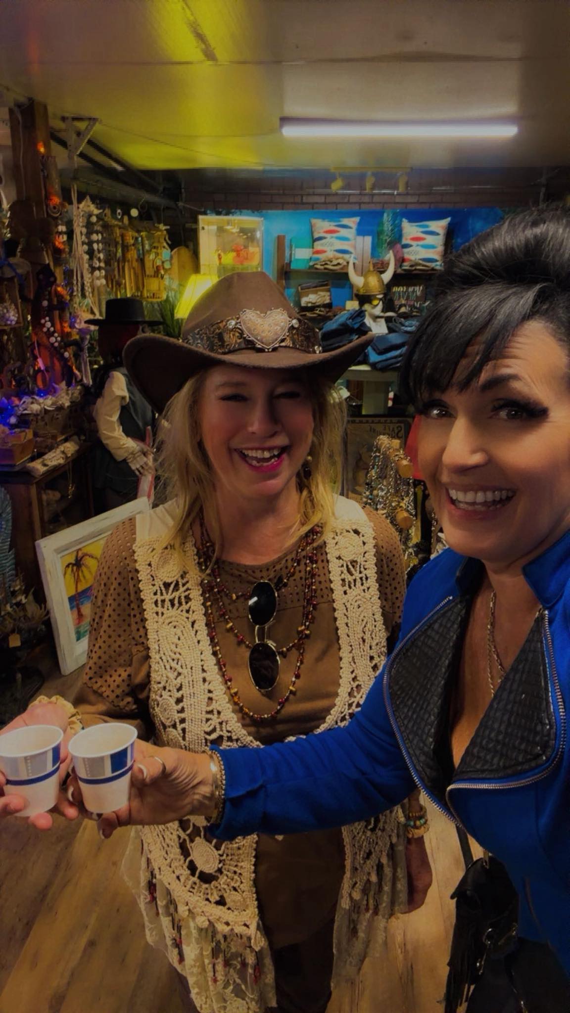 Roxy’s Treasure Hunters