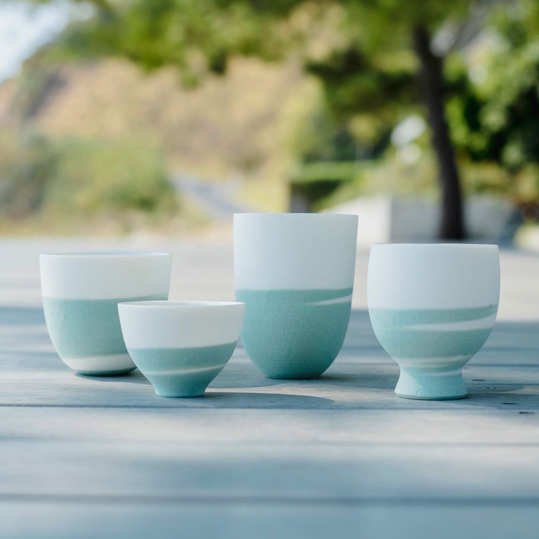 再入荷のお知らせ 信楽陶器の器が再入荷しました。 直島の海の色「直島