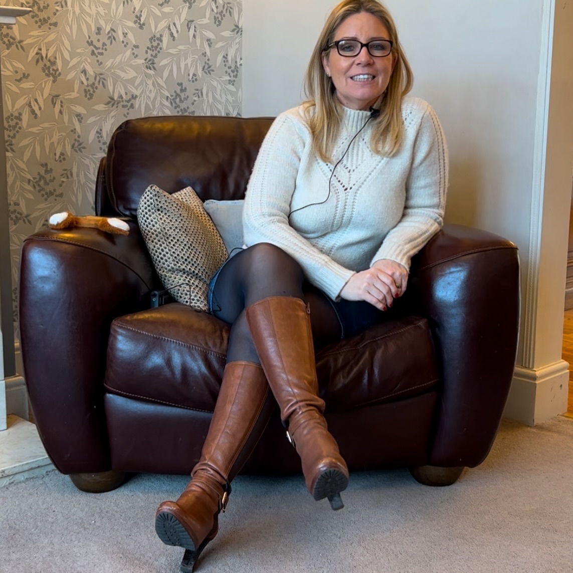 foxy-now-that-s-a-proper-autumnal-outfit-of-the-day-links-are