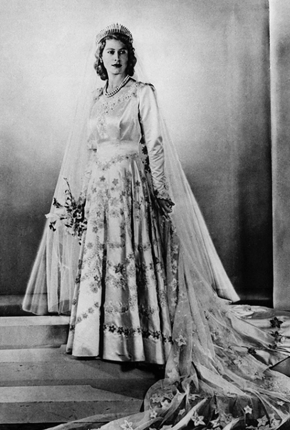 lady anne glenconner wedding dress Glenconner's Norman Hartnell is to be sold in an auction of the royal lady-in-waiting's personal treasures https://tatlermagazine.visitlink.me/IVSPhD Shop All: Plus Size