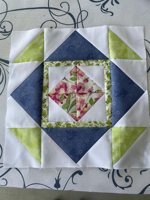Quilting Patterns & Tutorials | A quilt that makes a statement in any ...
