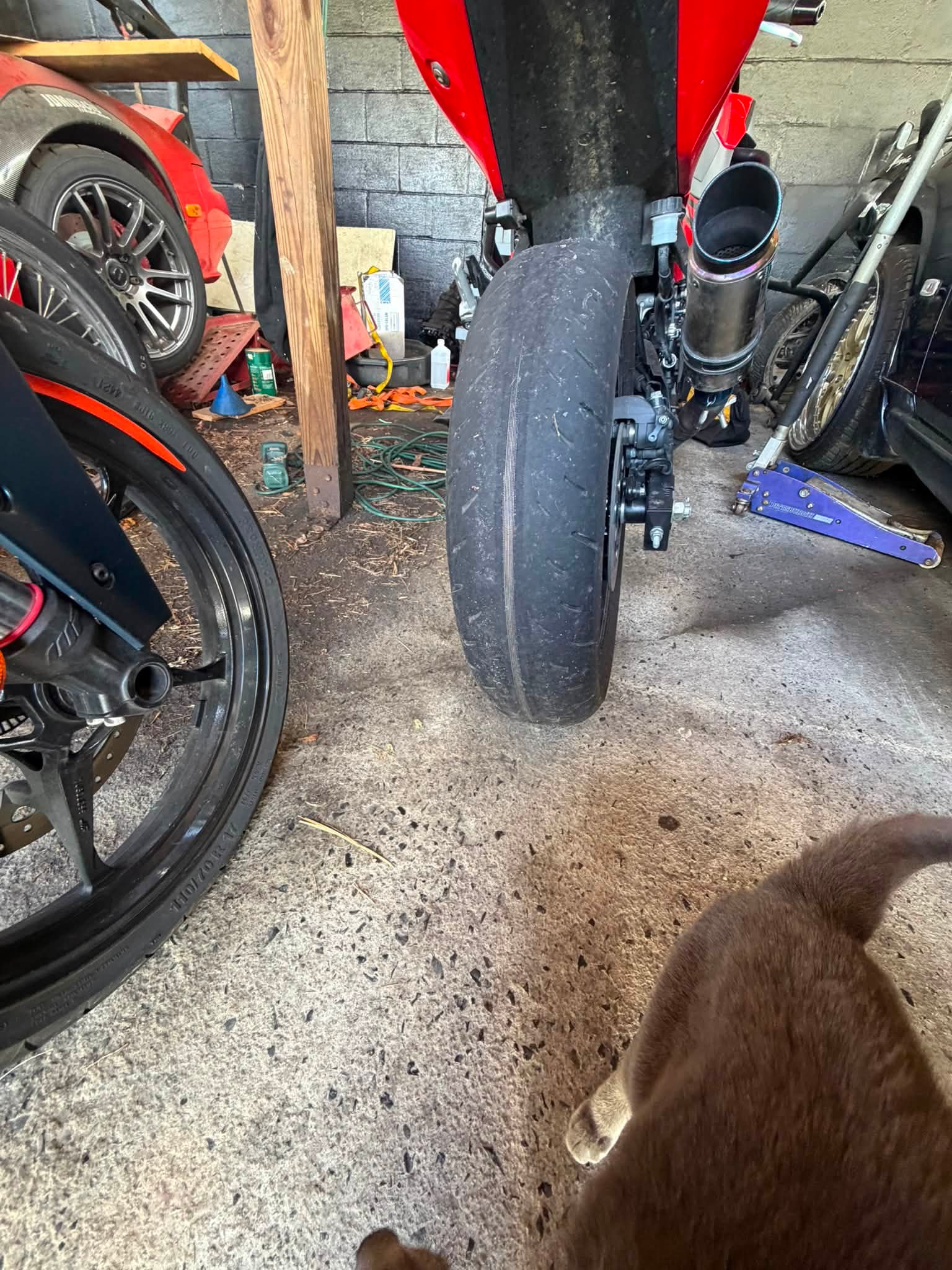 【15p新品】ダークサイド What's the remaining mileage on this motorcycle tire?