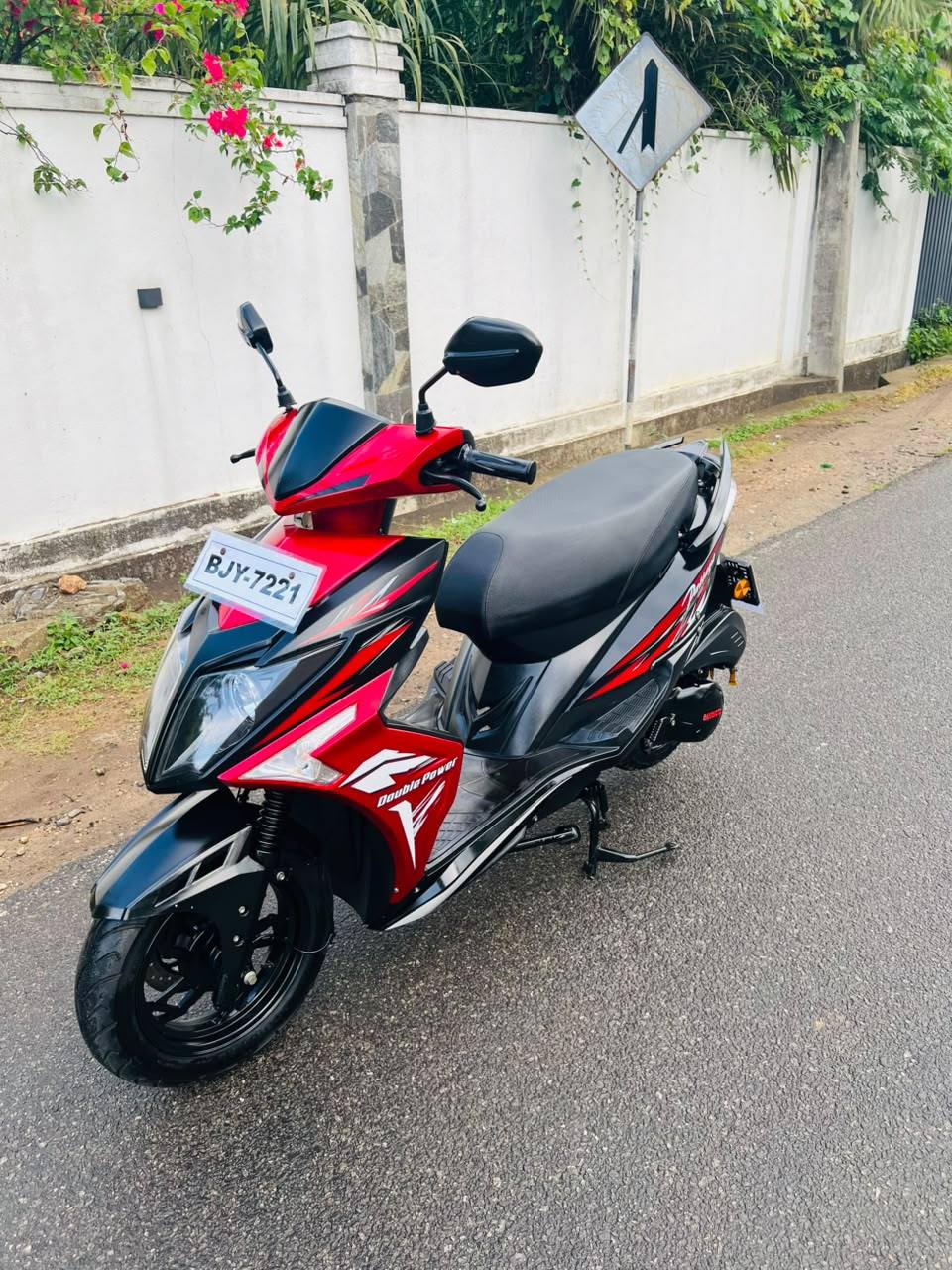 Ranamoto pattaya 0761816931 Kurunegala Year-2025 Price=260000