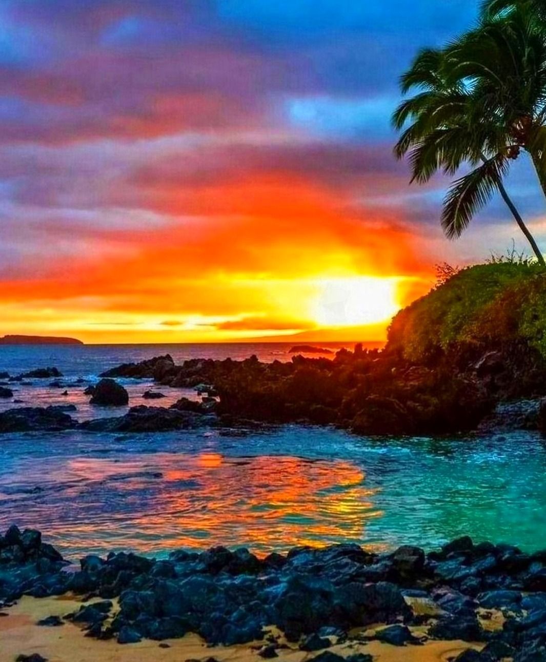Aloha - Chasing sunsets, finding bliss, this view is a postcard you can ...