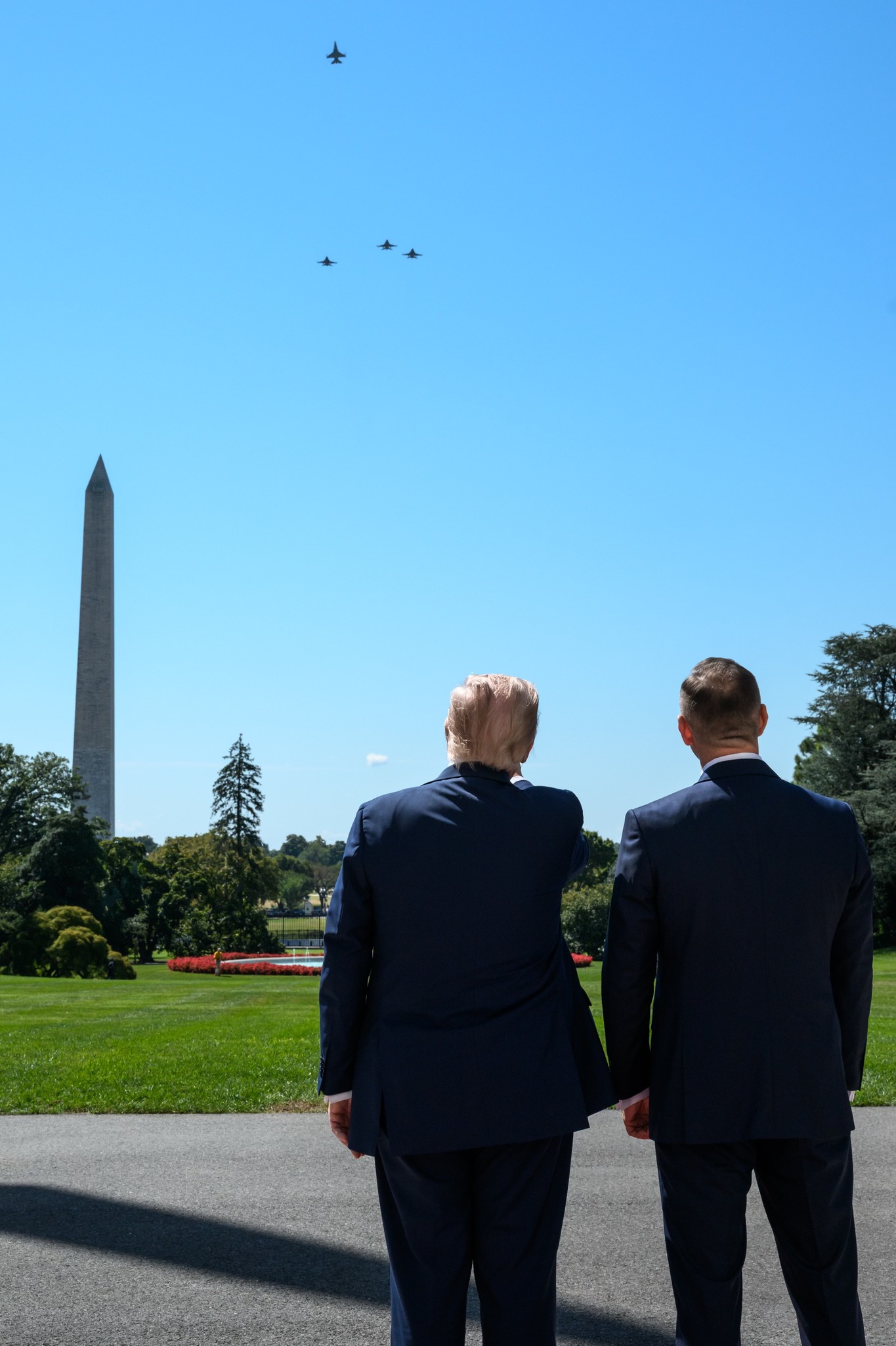 The White - LOOK UP: President Trump welcomes Polish President Nawrocki ...