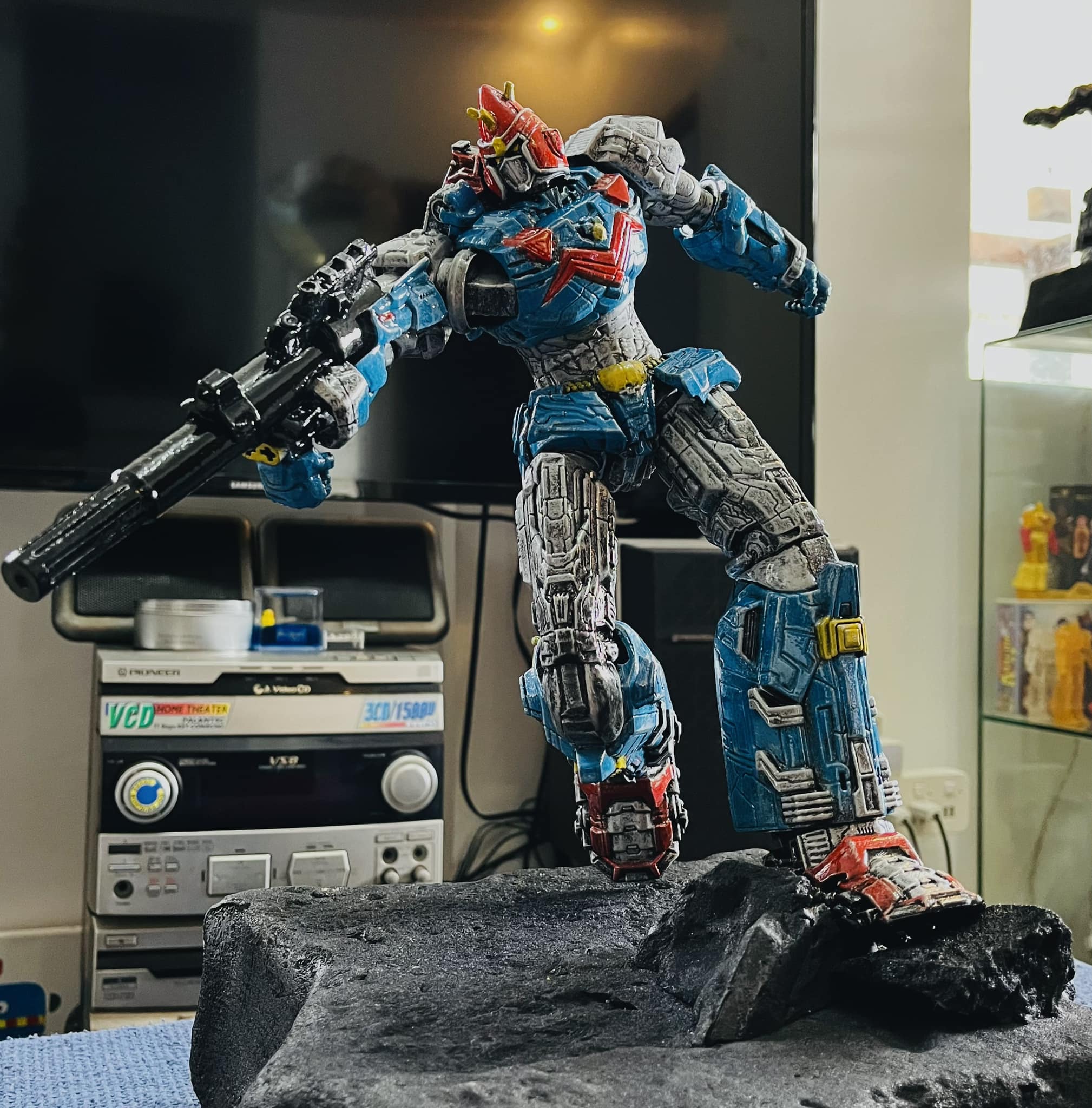 Voltes V Legacy 30 cm action figure custom repaint. ??️?