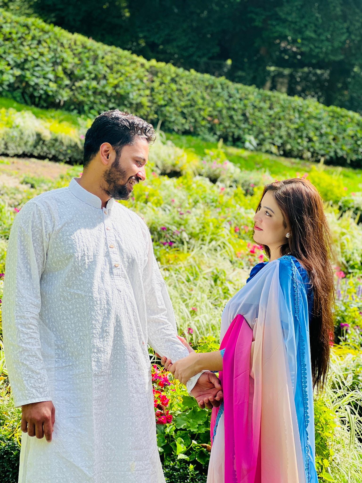 কান্না করার তো কিছু কারন লাগবে, তাই নিজের চুলকেই বেছে নিয়েছে!! 🤣🤣 # ...